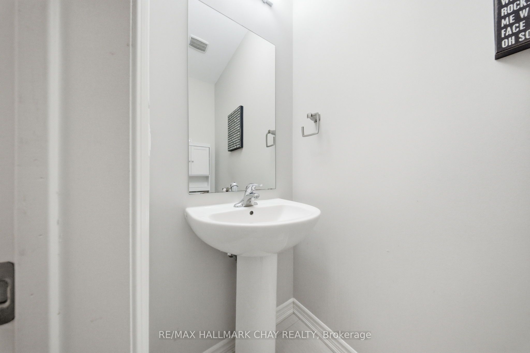 215 Breton Street Property Photo 14