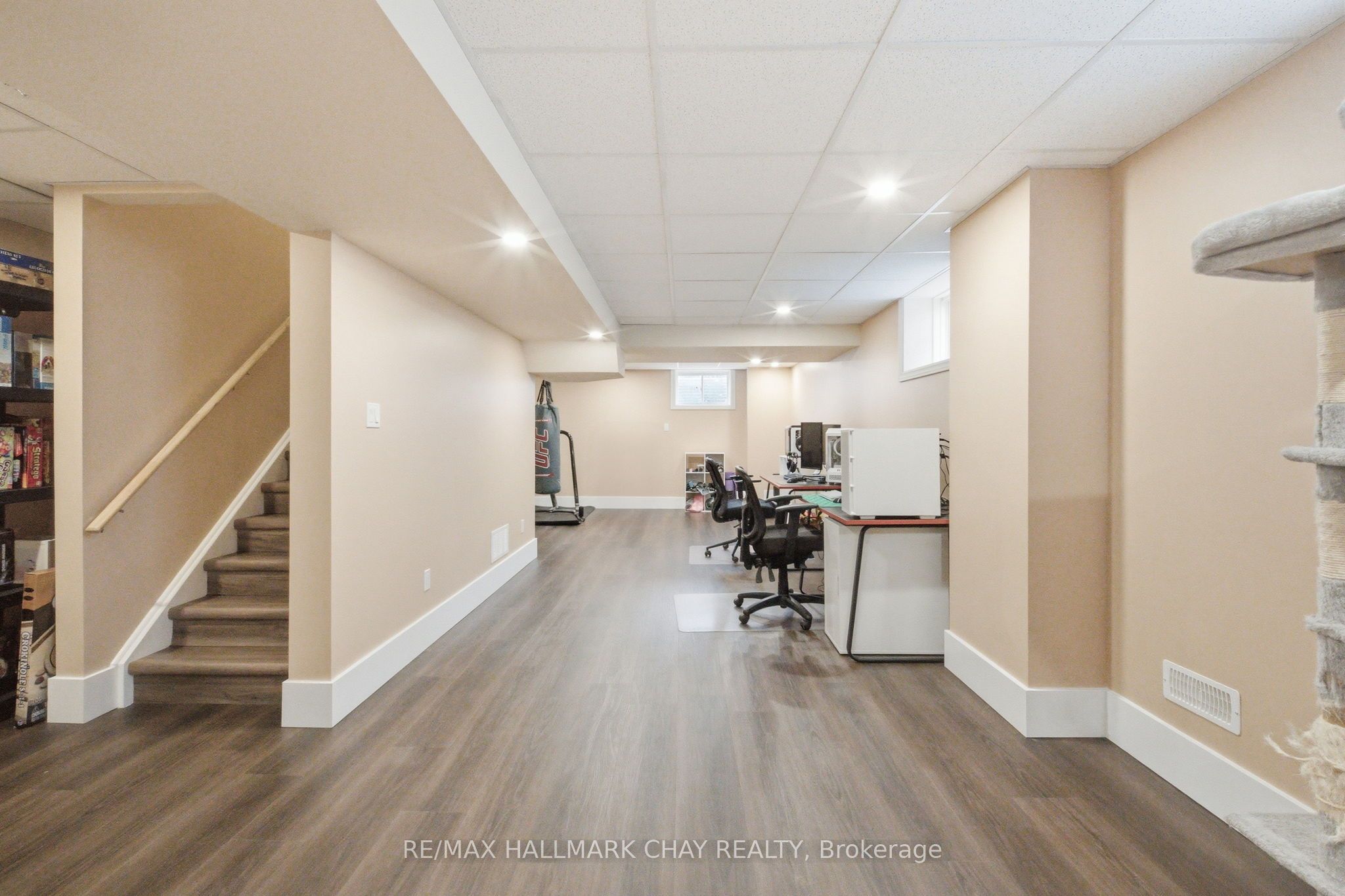 215 Breton Street Property Photo 32