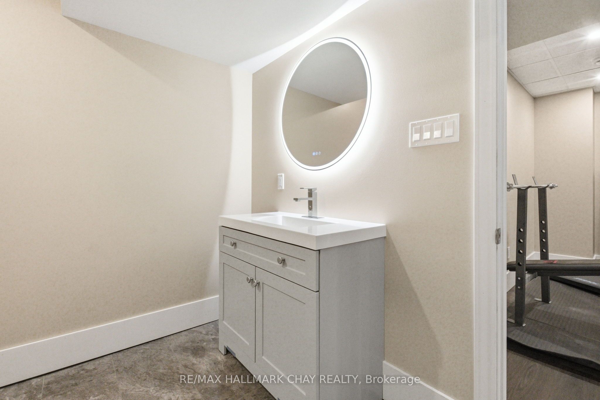 215 Breton Street Property Photo 36