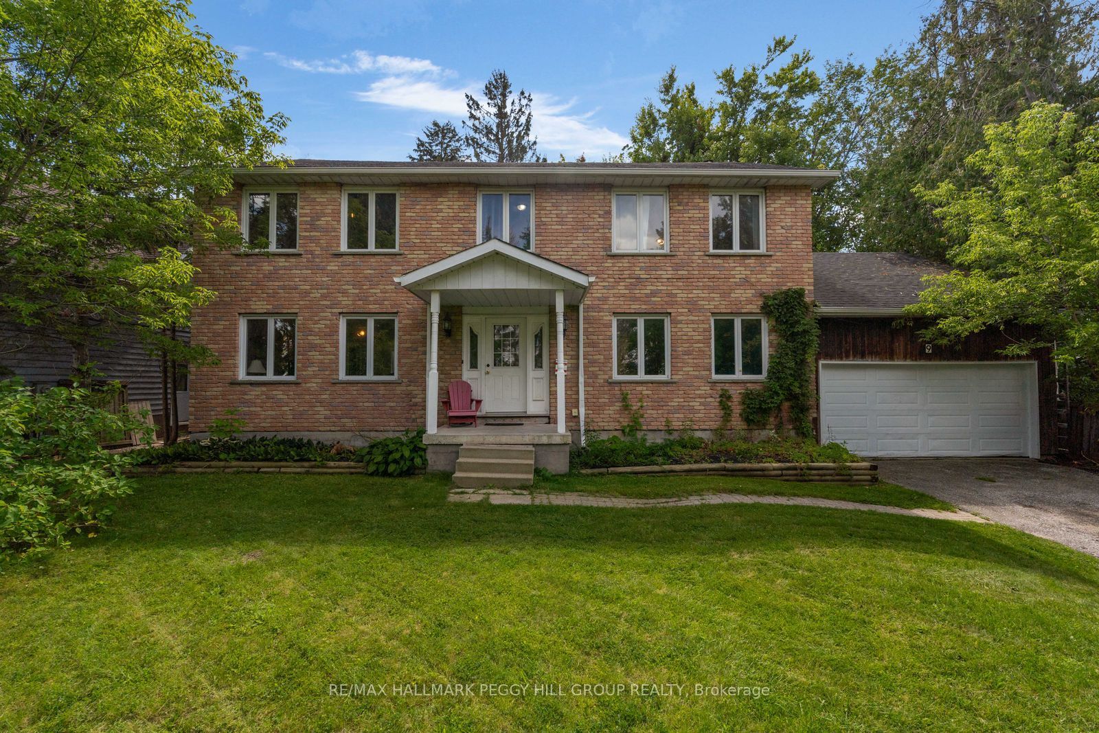 9 Little Lake Drive Property Photo 1