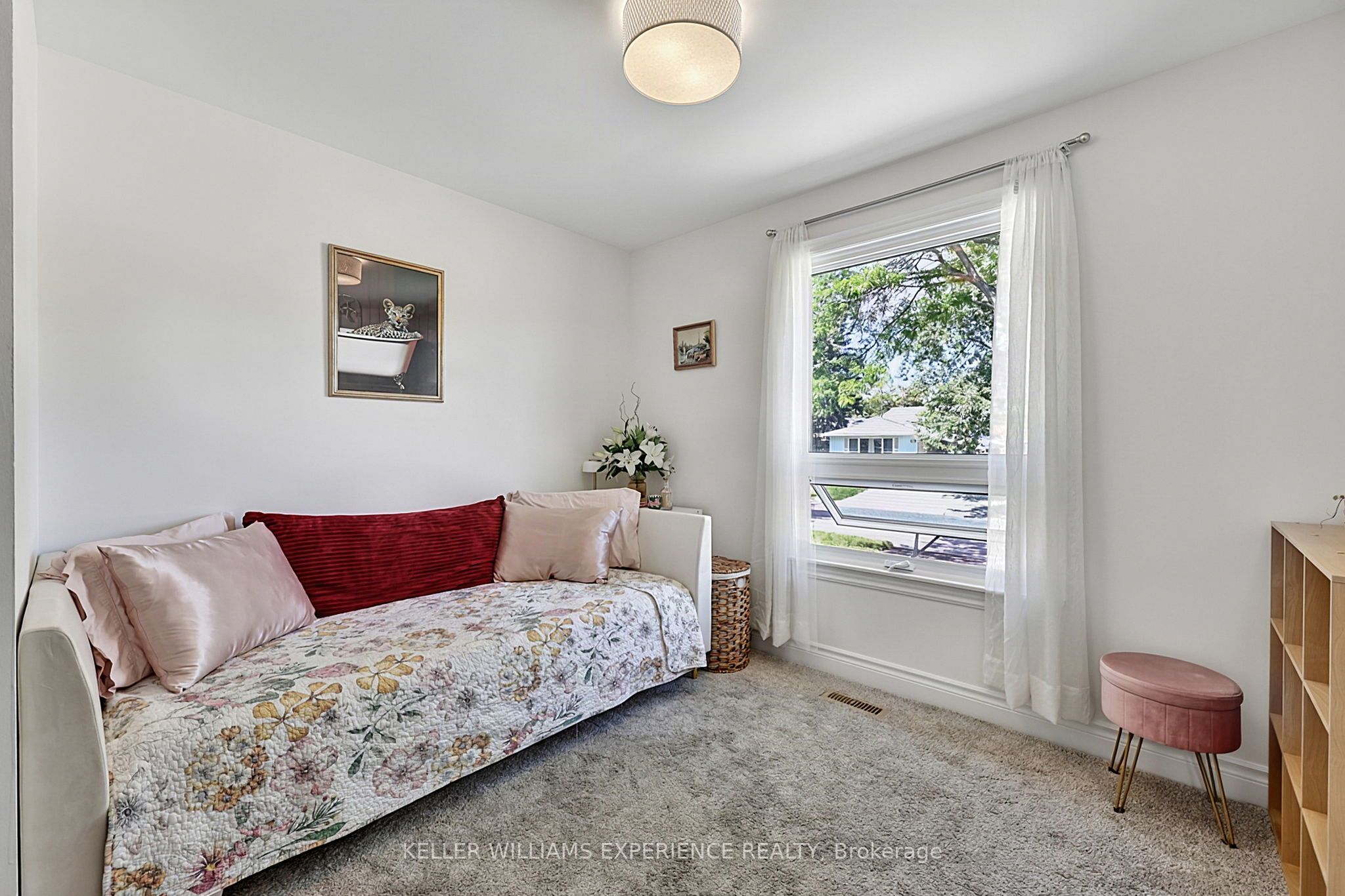 29 Collete Crescent Property Photo 16