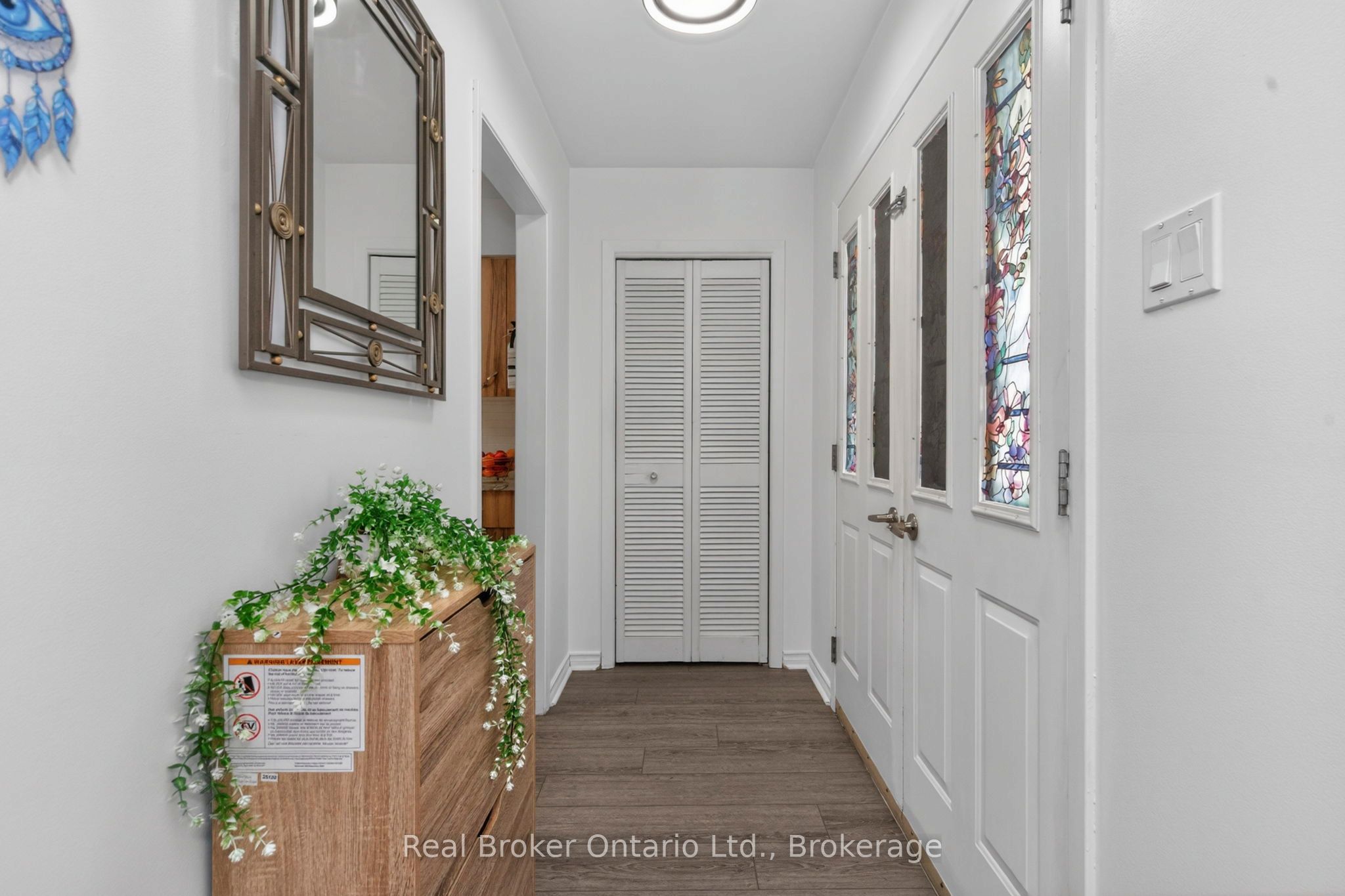 647 Manly Street Property Photo 5