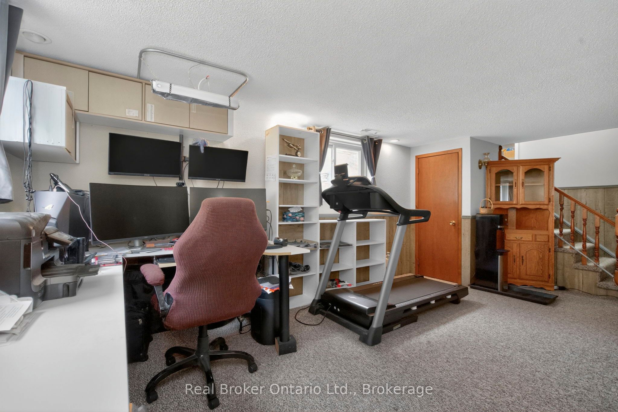 647 Manly Street Property Photo 22