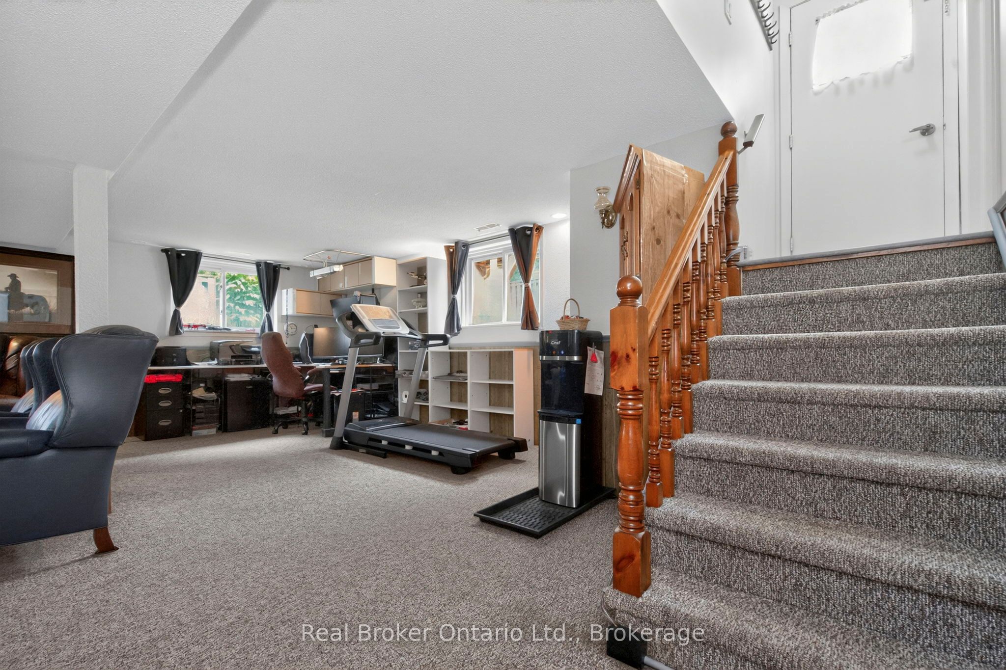 647 Manly Street Property Photo 23
