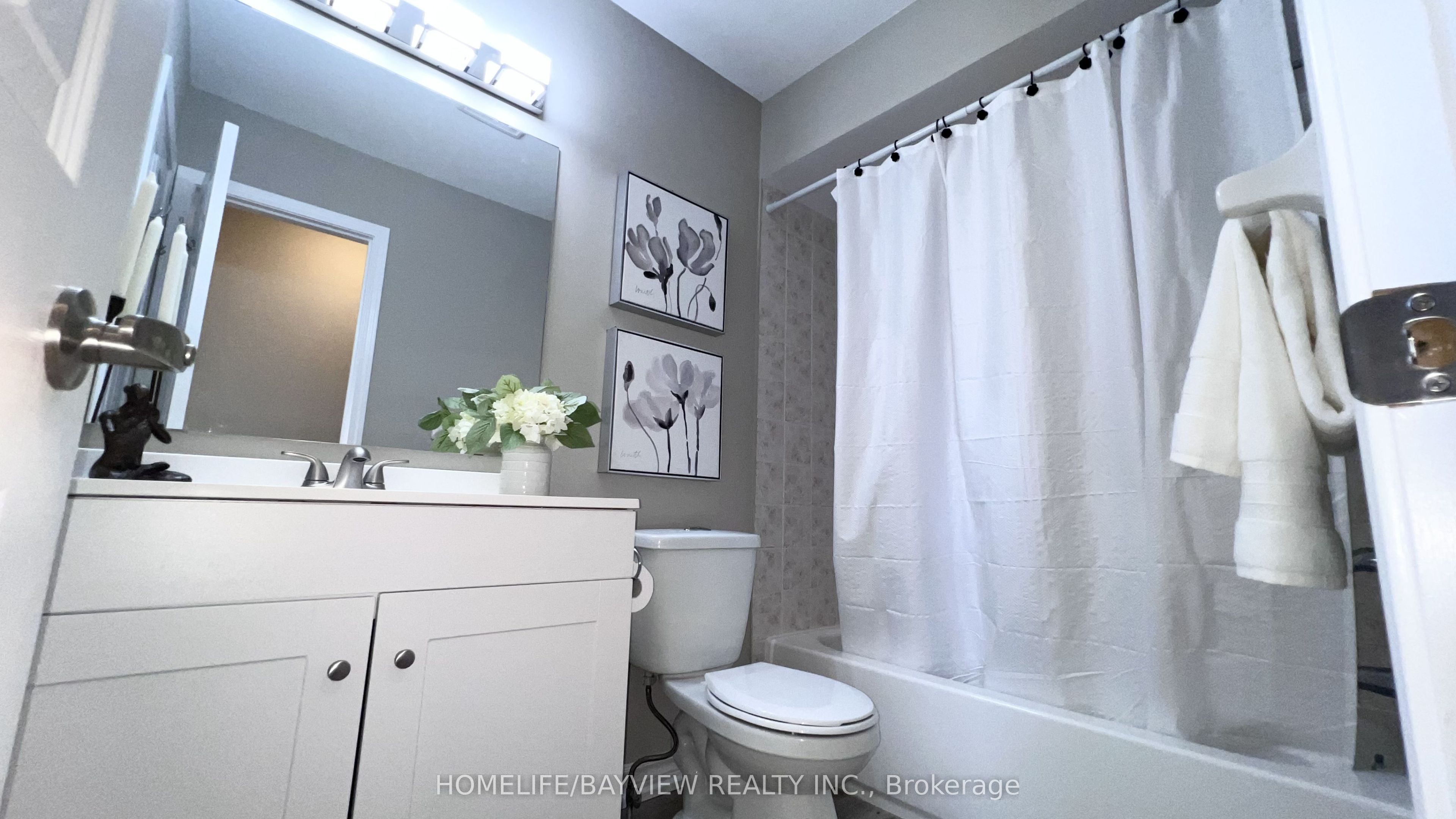 52 Hawthorne Crescent Property Photo 16