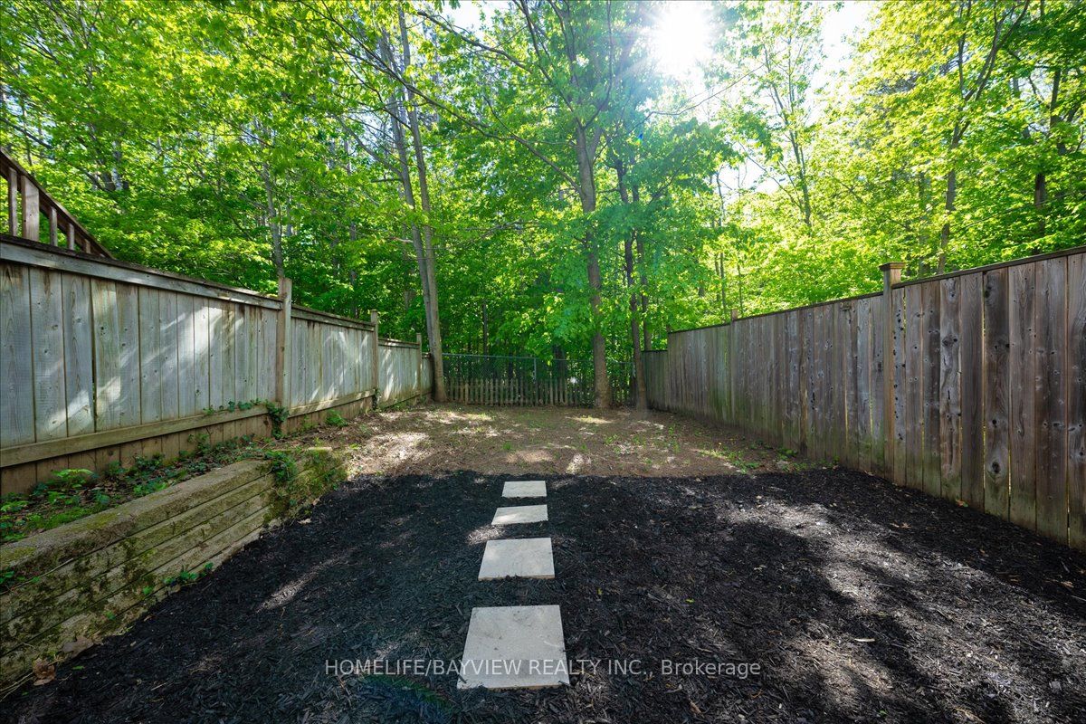 52 Hawthorne Crescent Property Photo 23