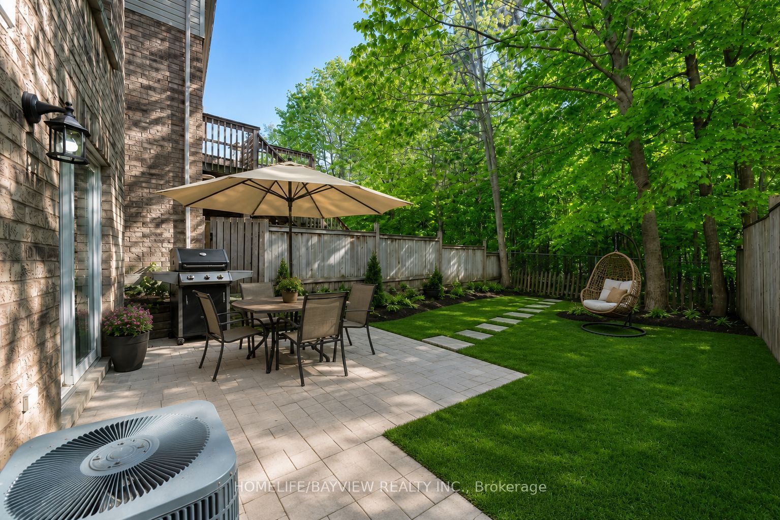 52 Hawthorne Crescent Property Photo 24