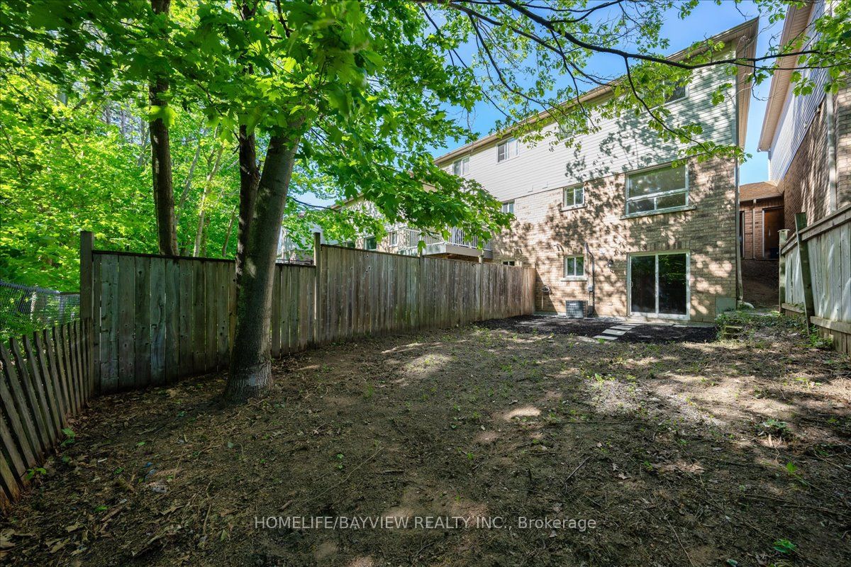 52 Hawthorne Crescent Property Photo 25