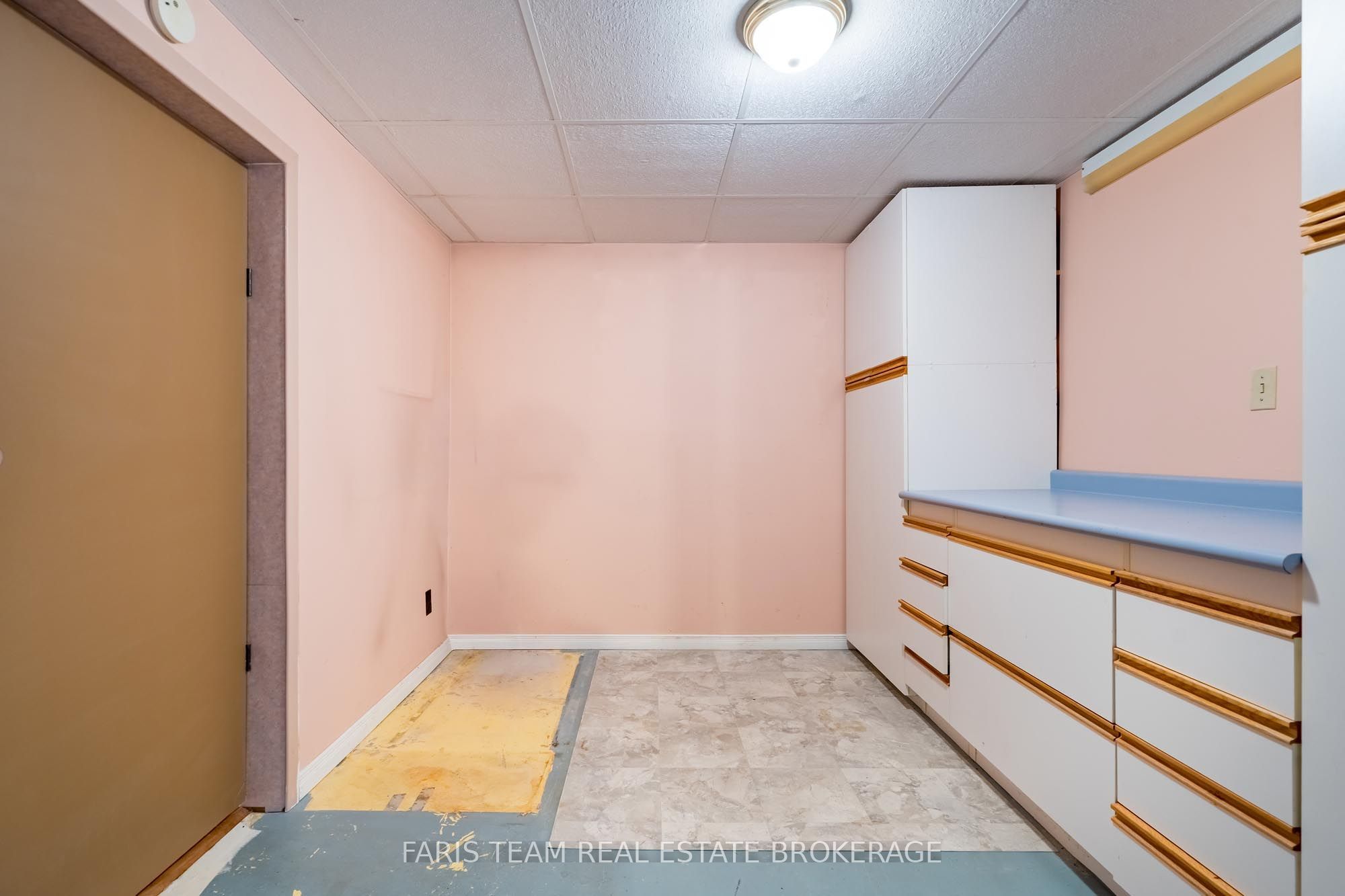 51 Davies Crescent Property Photo 34