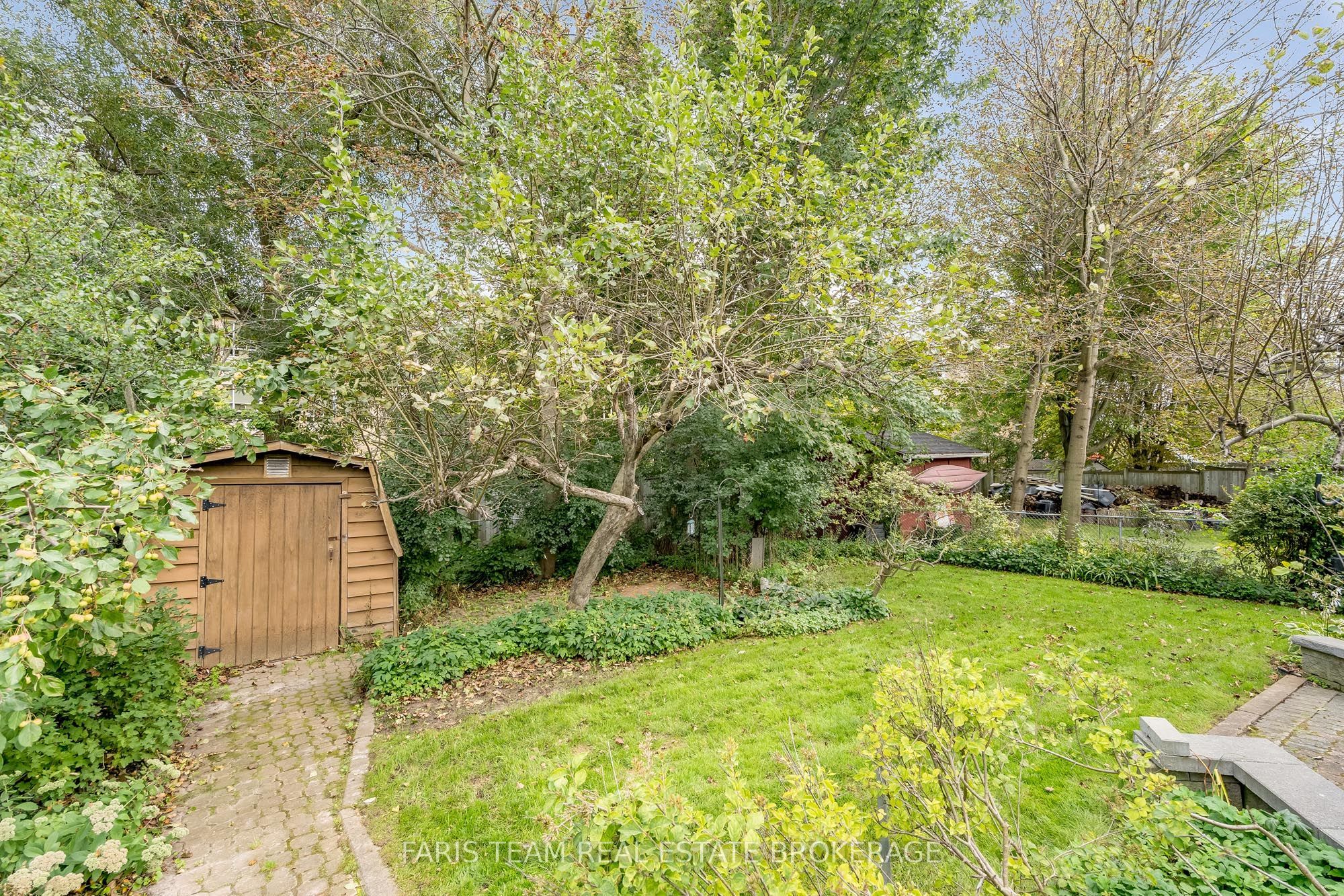 51 Davies Crescent Property Photo 41