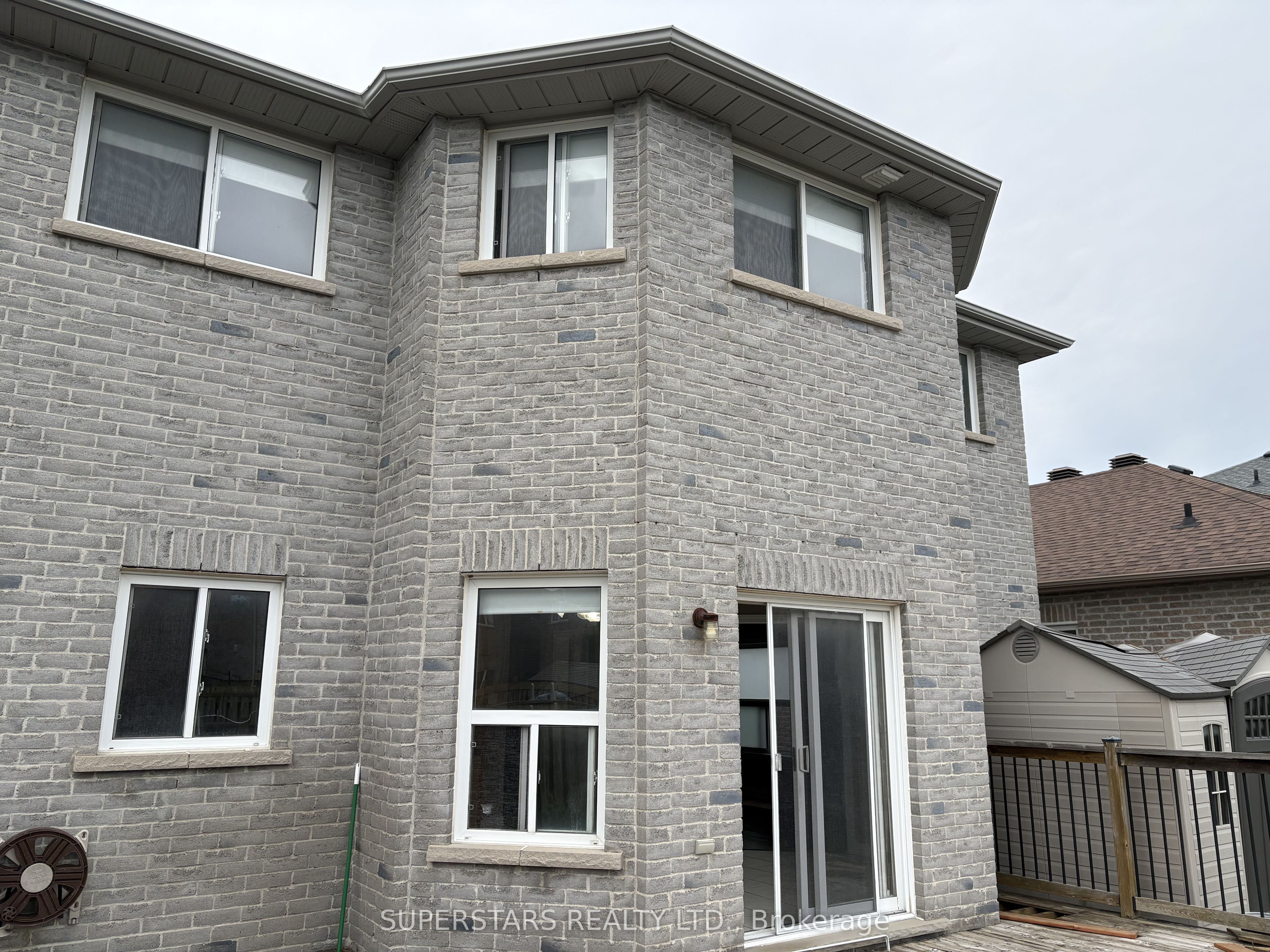 98 Joseph Crescent Property Photo 30