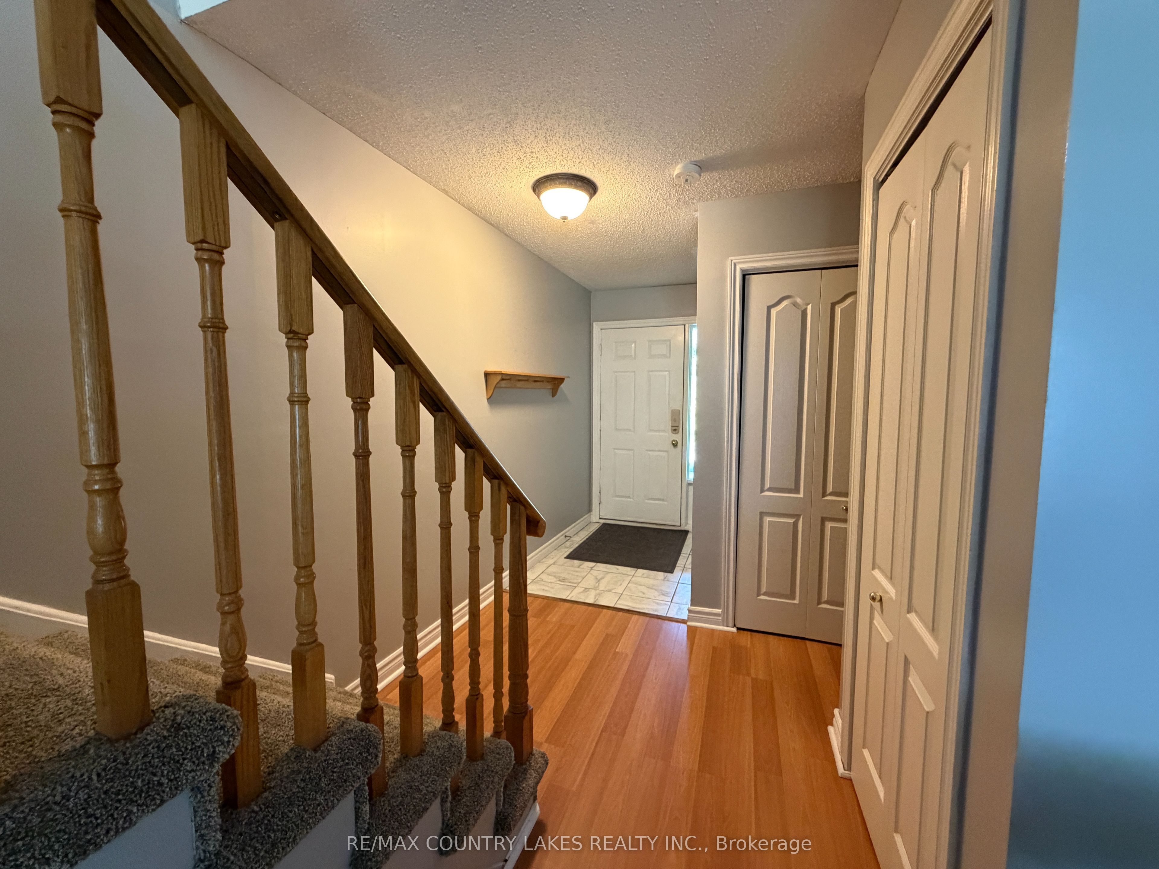30 Laguna Parkway 12 Property Photo 3