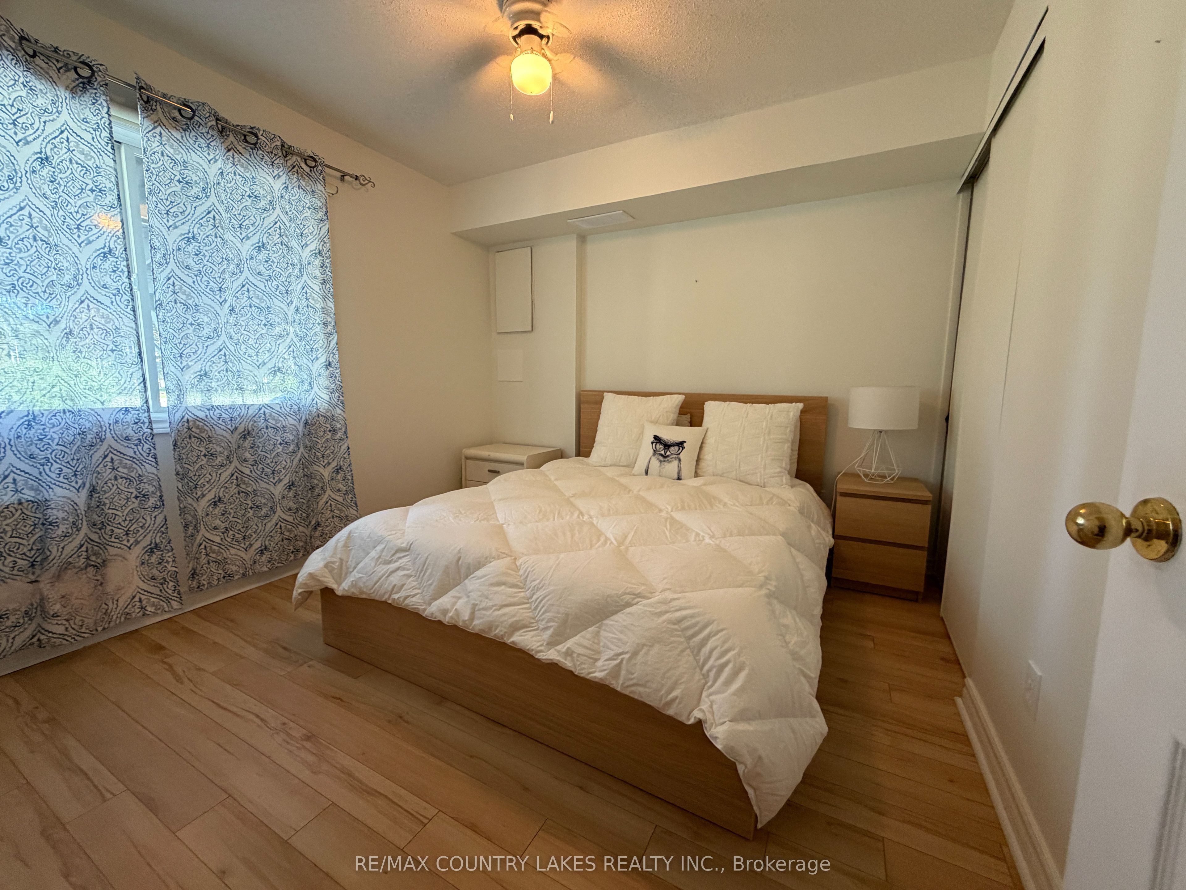 30 Laguna Parkway 12 Property Photo 4