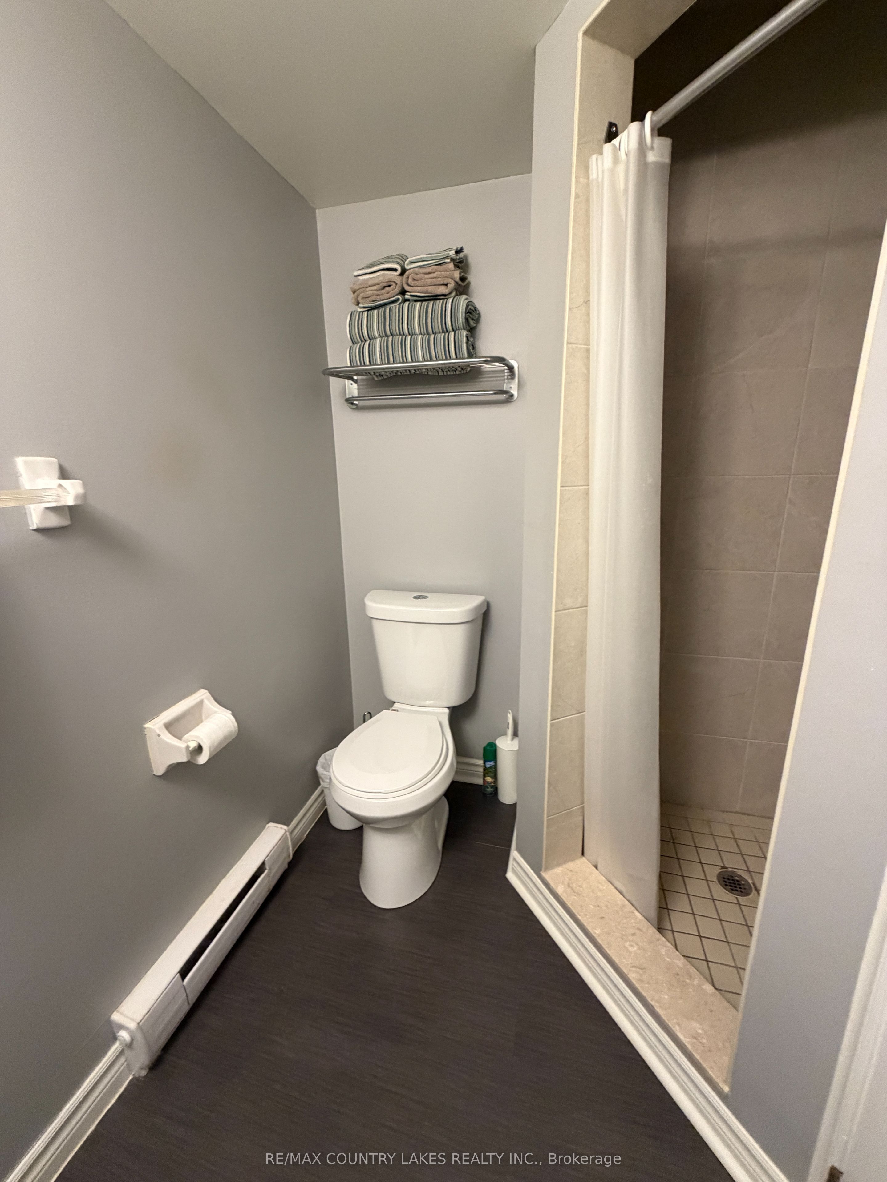 30 Laguna Parkway 12 Property Photo 5