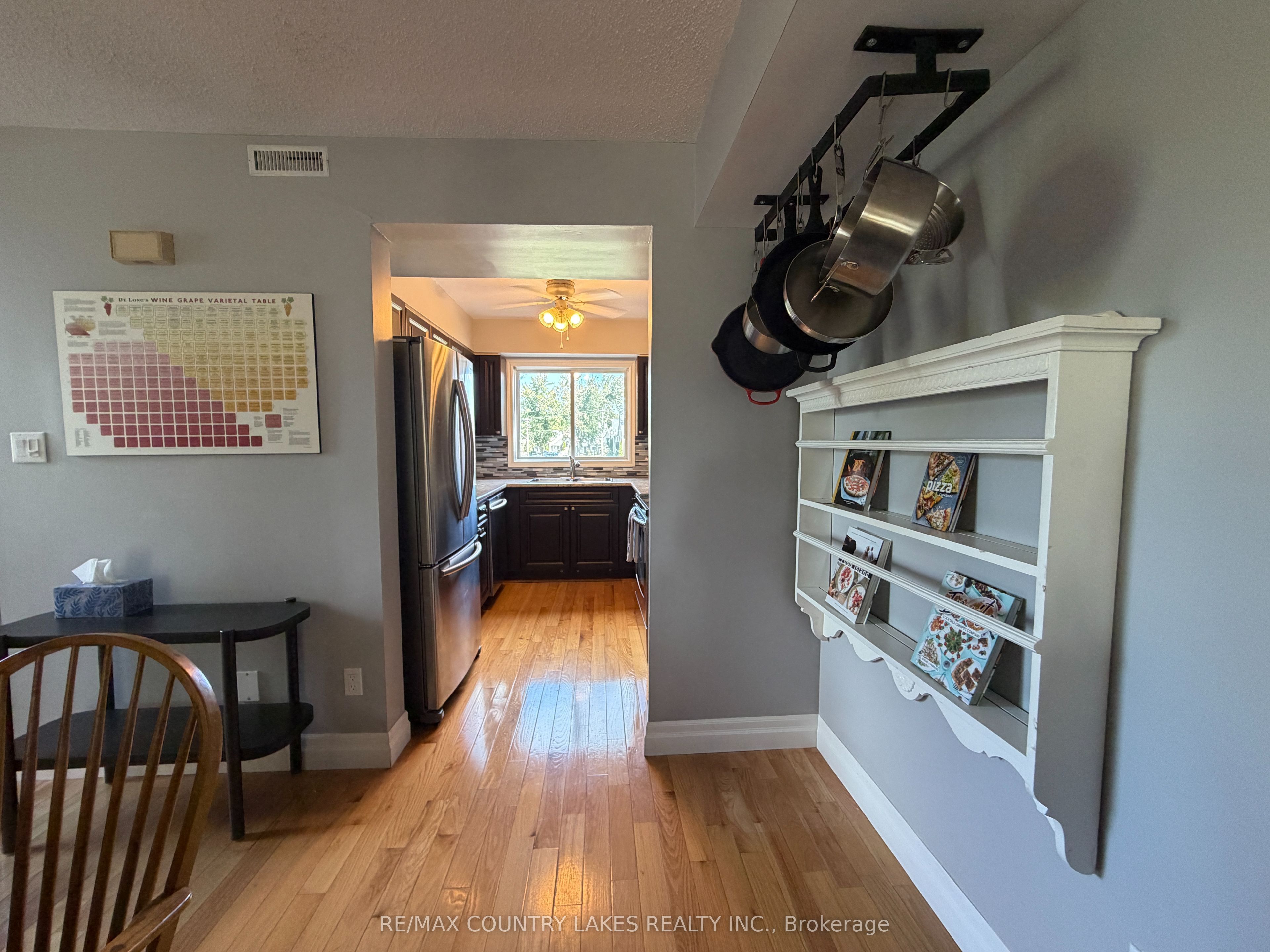 30 Laguna Parkway 12 Property Photo 17