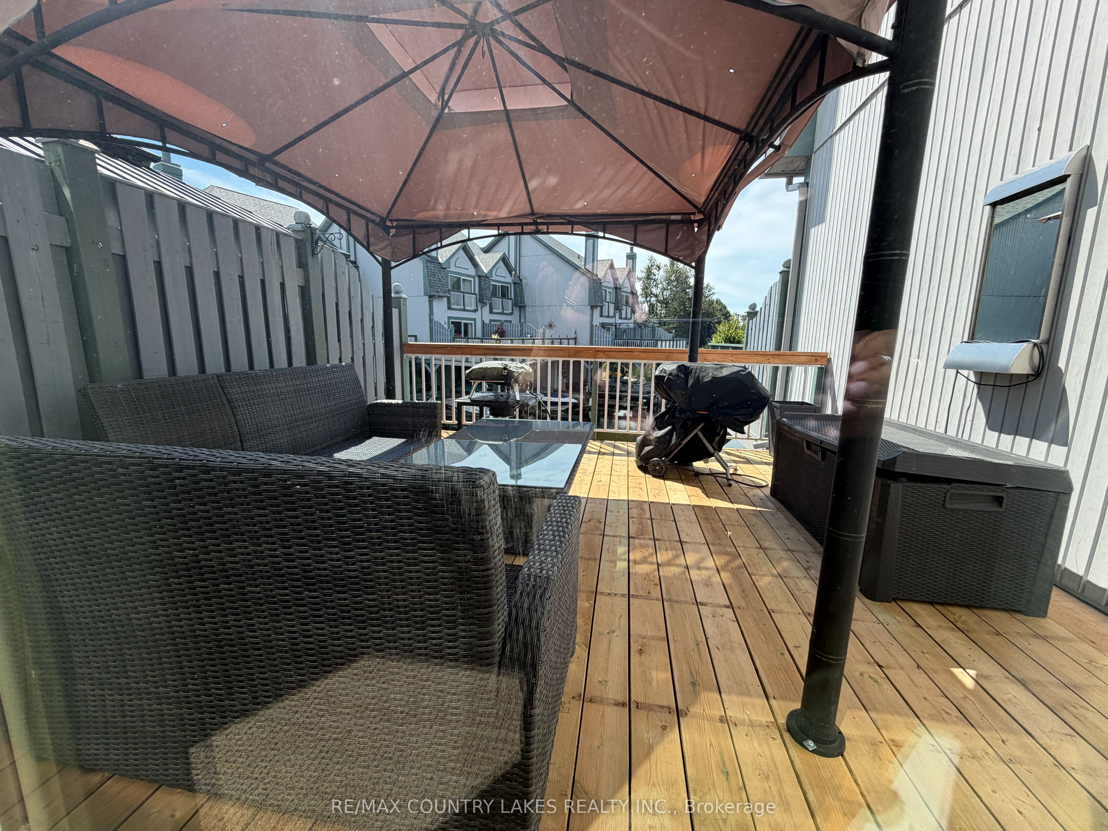30 Laguna Parkway 12 Property Photo 18