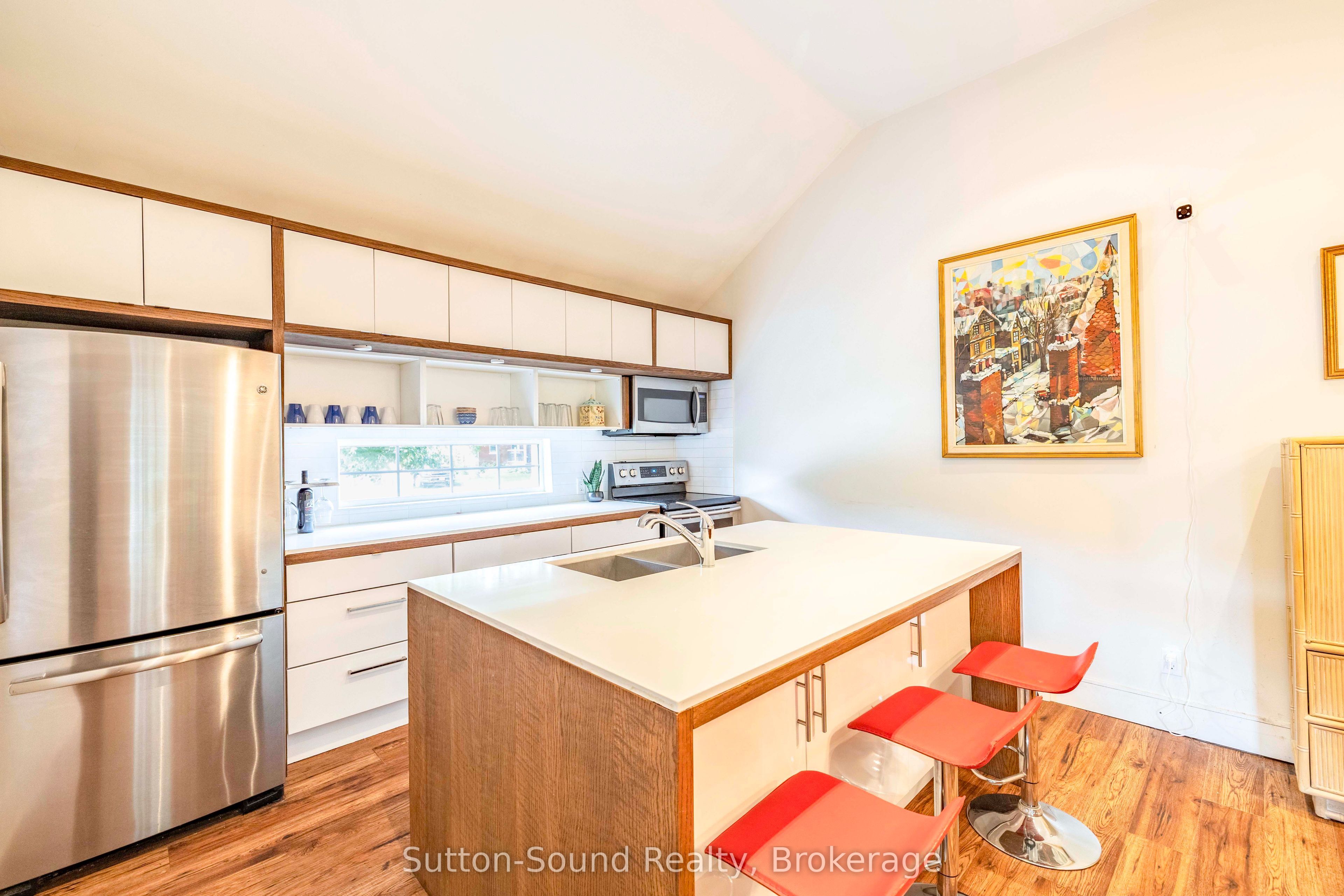 307 Fourth Street W Property Photo 13