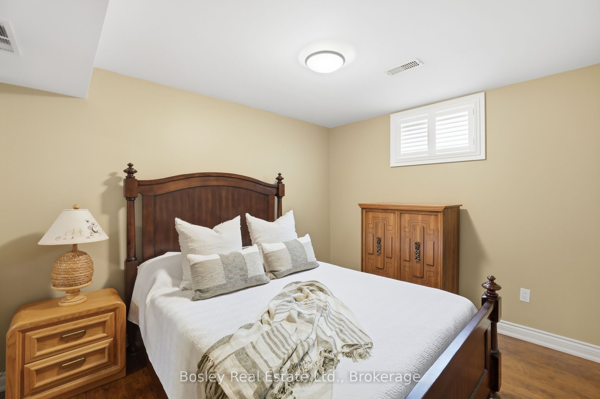 28 Clark Street Property Photo 35