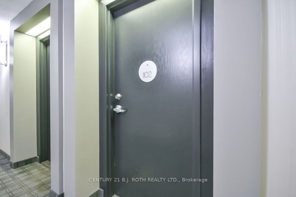 75 Ellen Street 1102 Property Photo 11