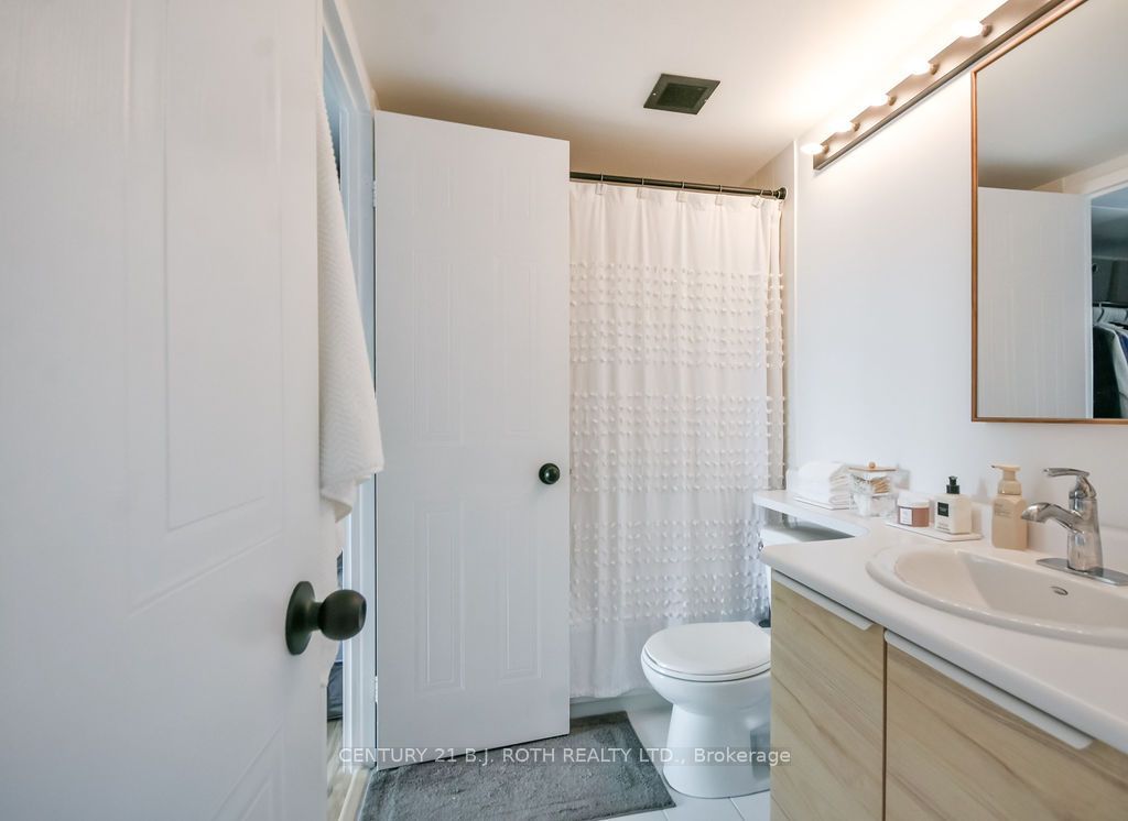 75 Ellen Street 1102 Property Photo 27