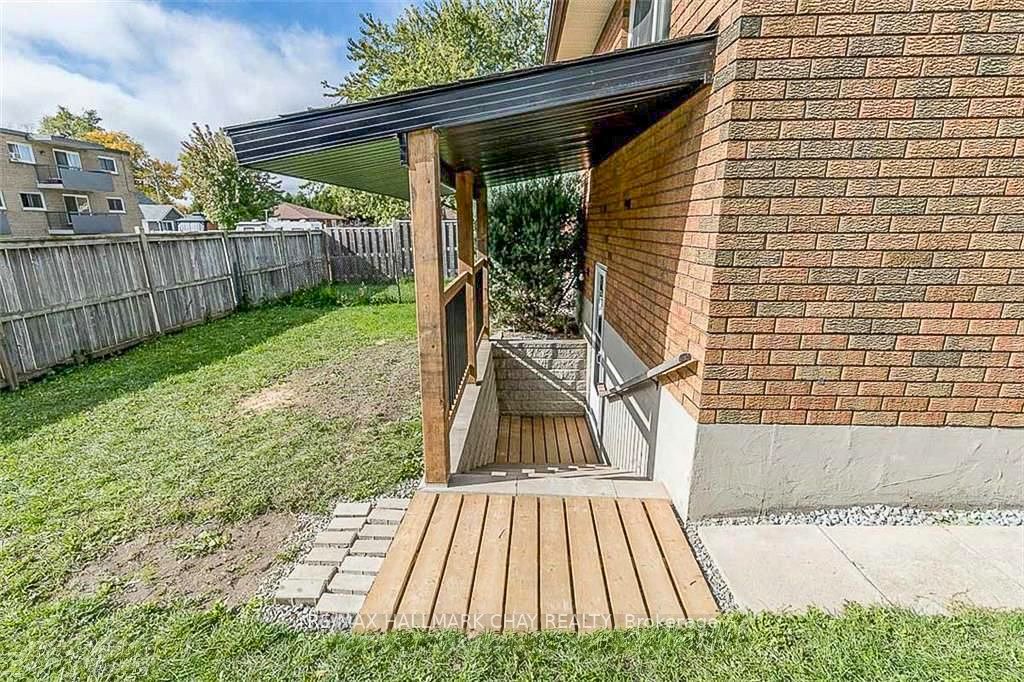3 Buchanan Street #lower Property Photo 2