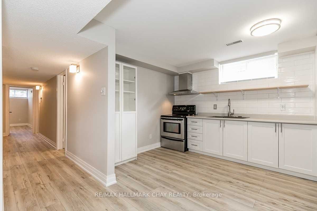 3 Buchanan Street #lower Property Photo 4