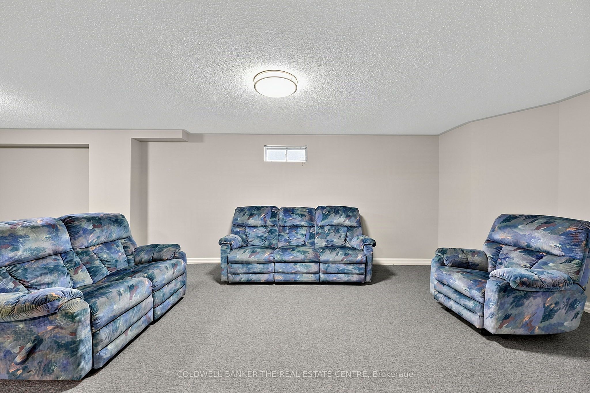 37 Falling Brook Drive Property Photo 34