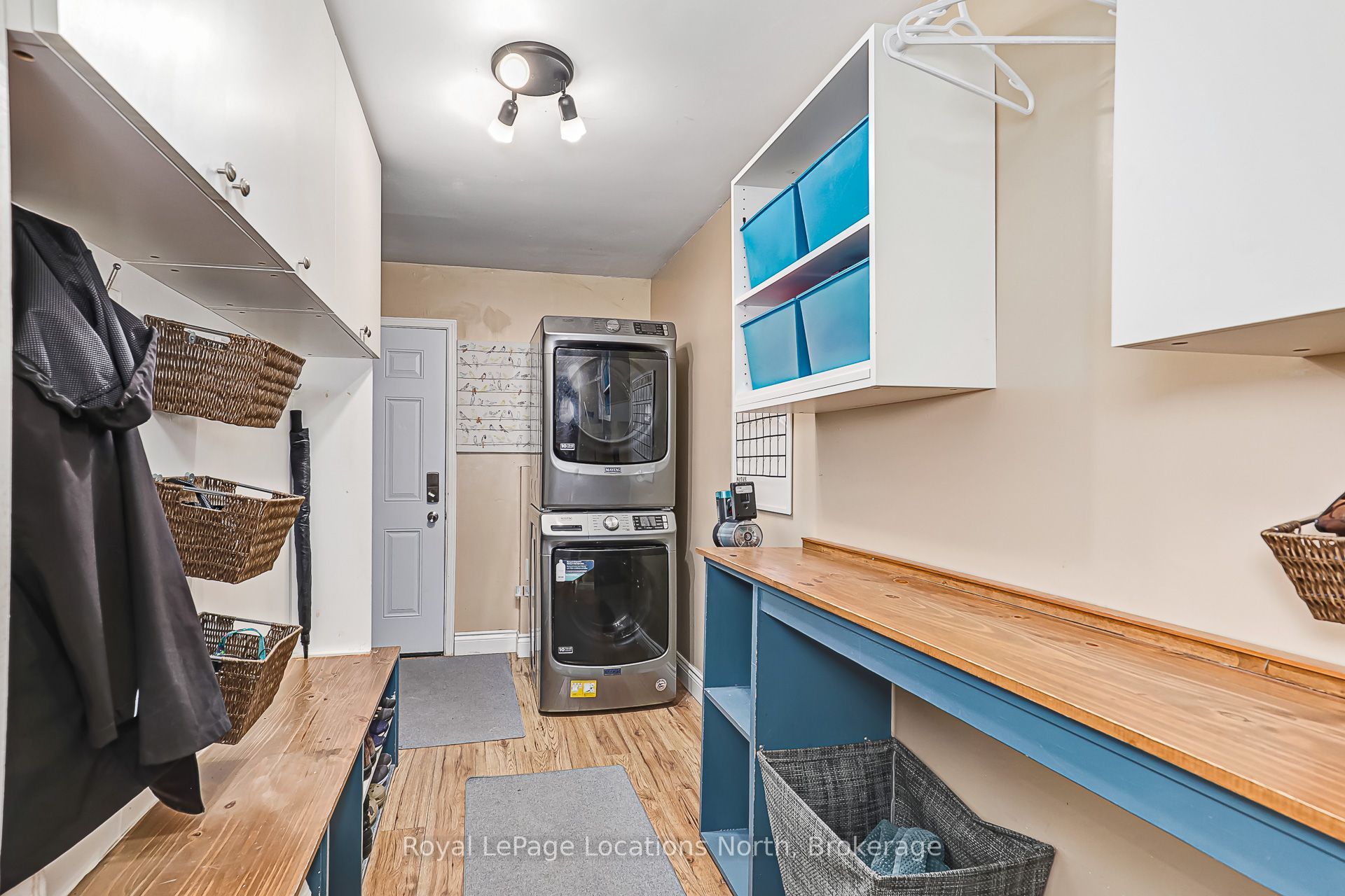 121 Erie Street Property Photo 26