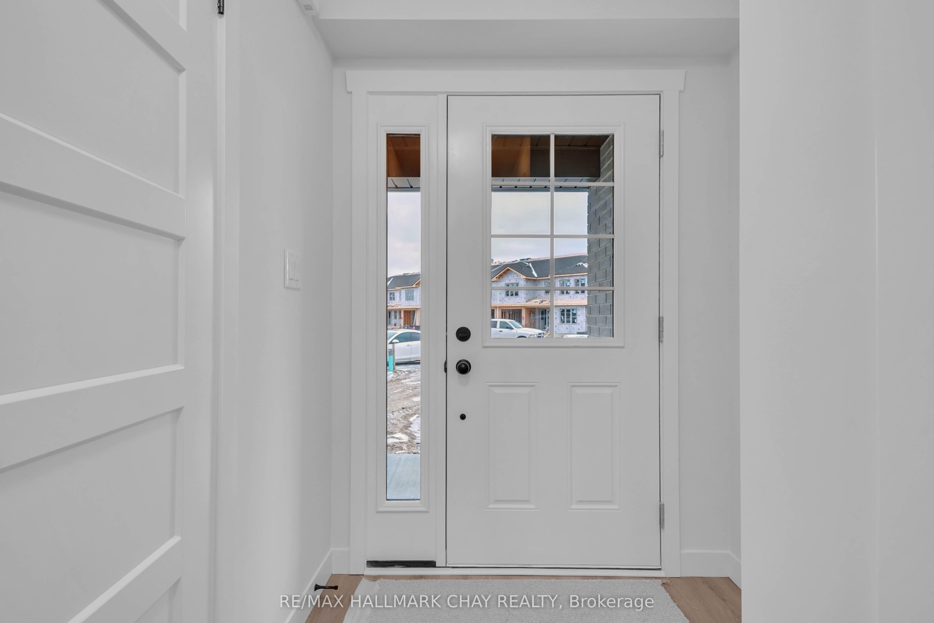 22 Strath Crescent Property Photo 2