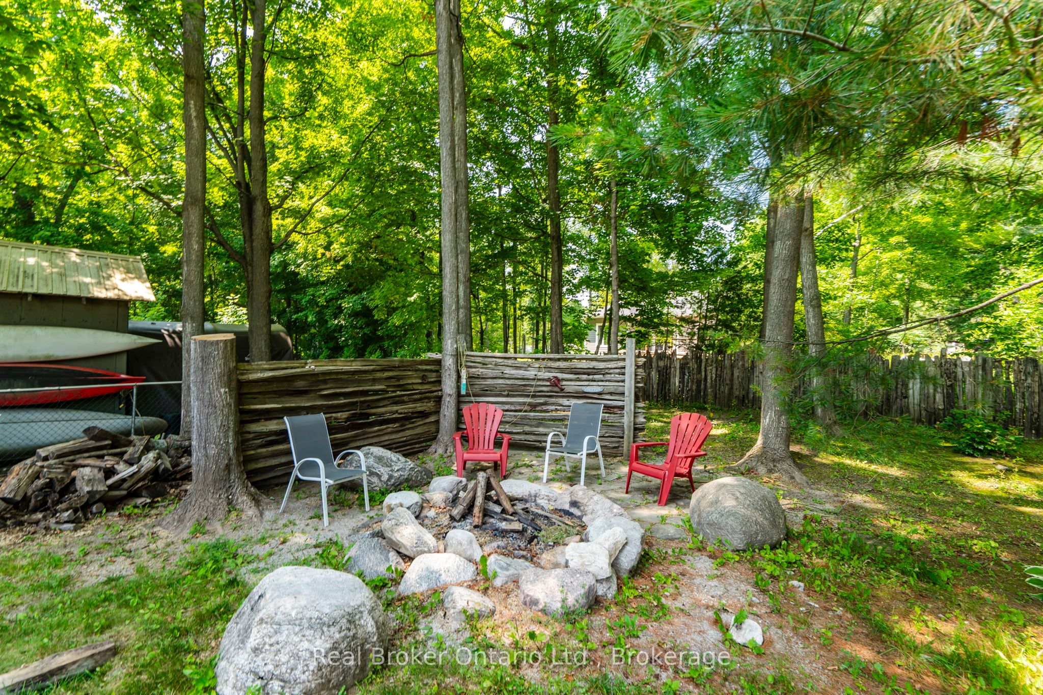 16 Mundy Avenue Property Photo 24
