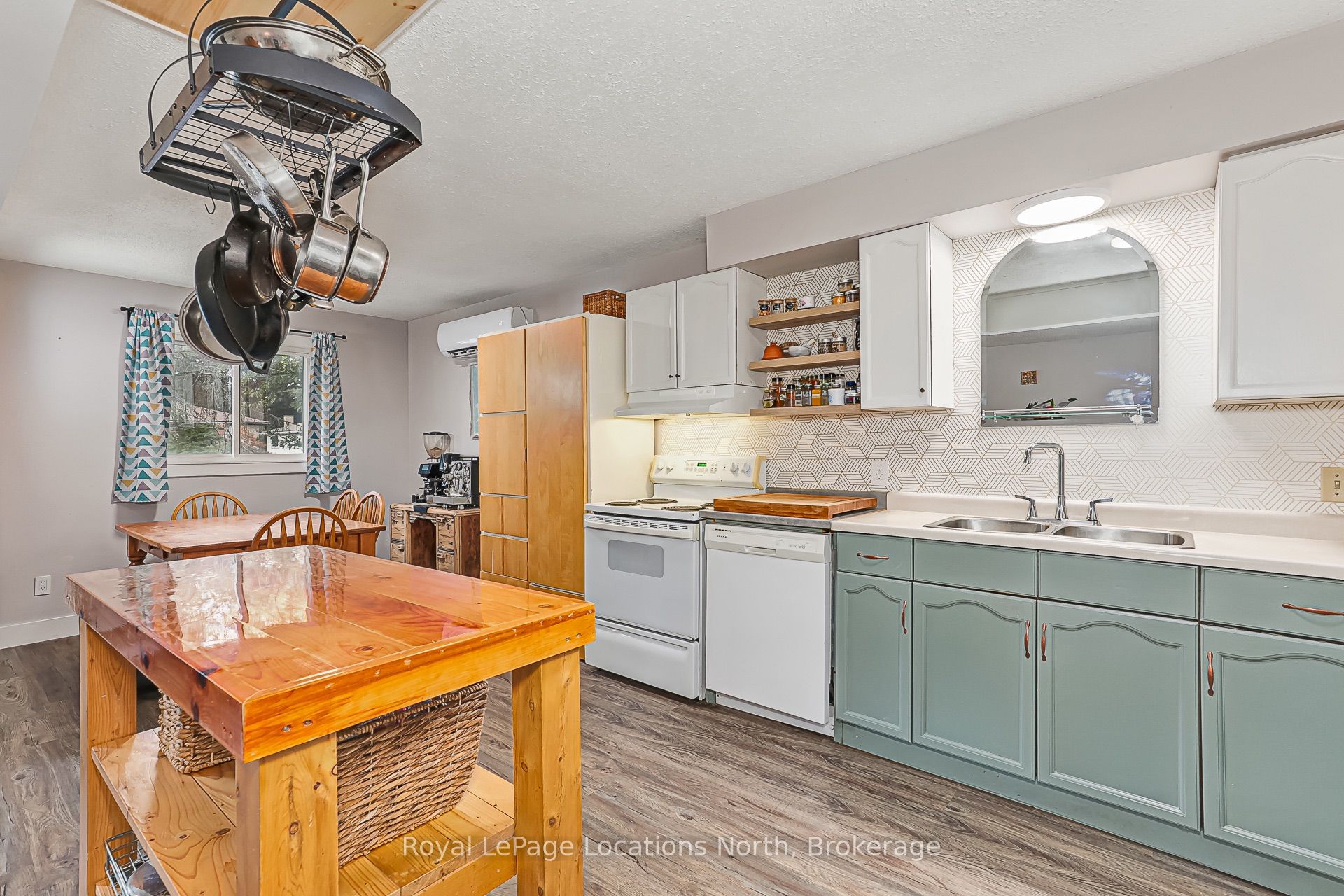 47 Courtice Crescent Property Photo 6