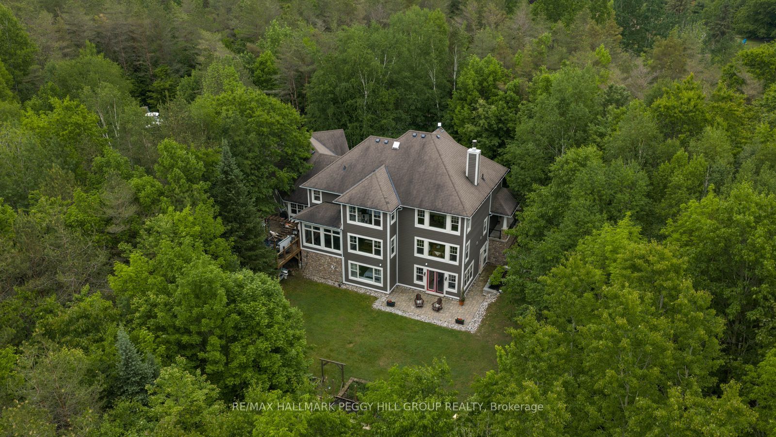 185 Skylark Road Property Photo 2