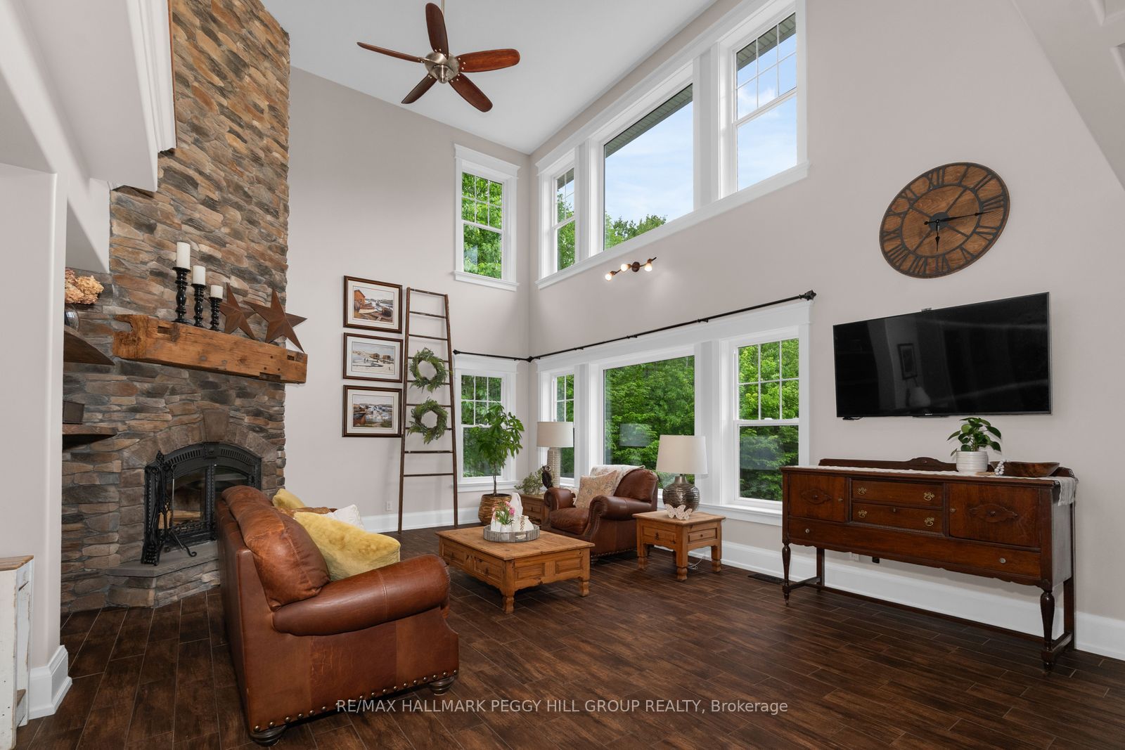185 Skylark Road Property Photo 4