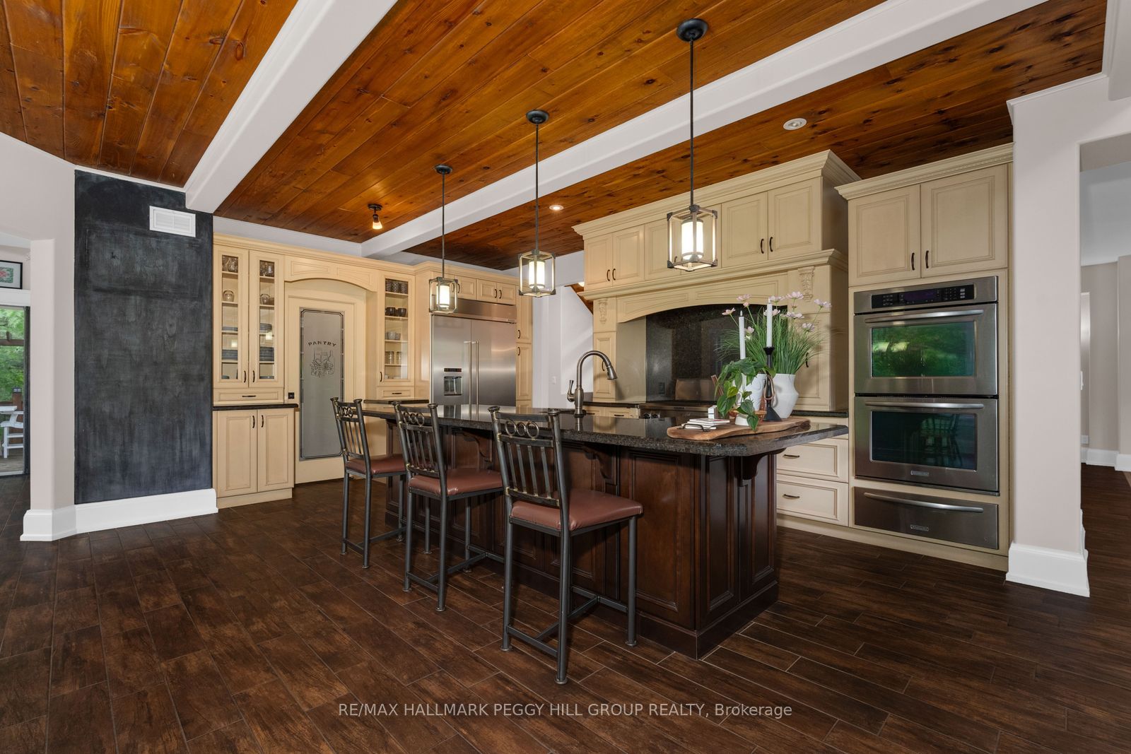 185 Skylark Road Property Photo 7