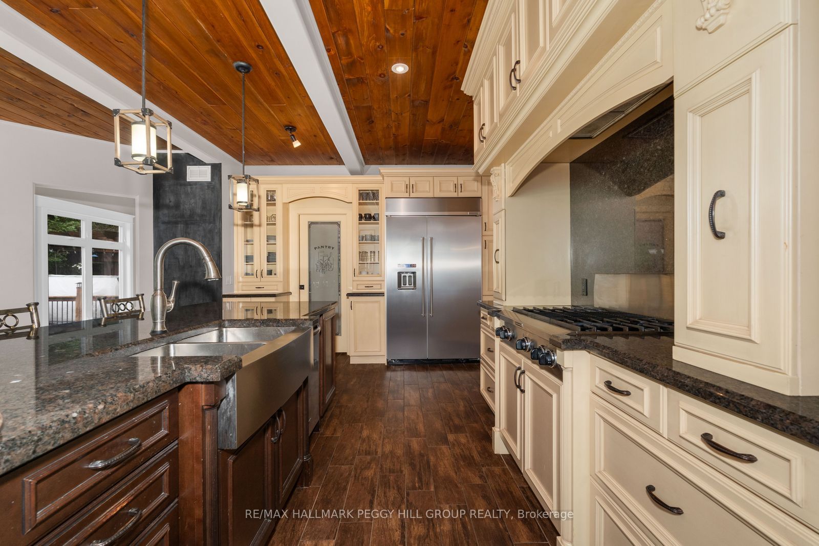 185 Skylark Road Property Photo 8