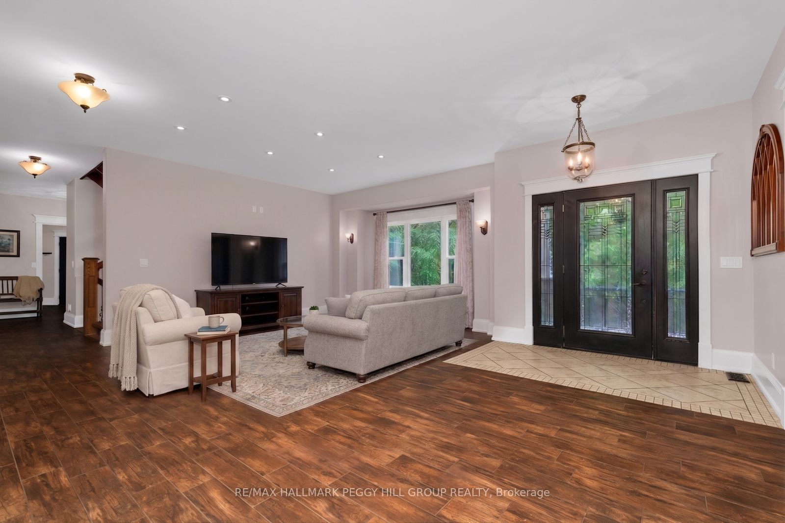 185 Skylark Road Property Photo 9