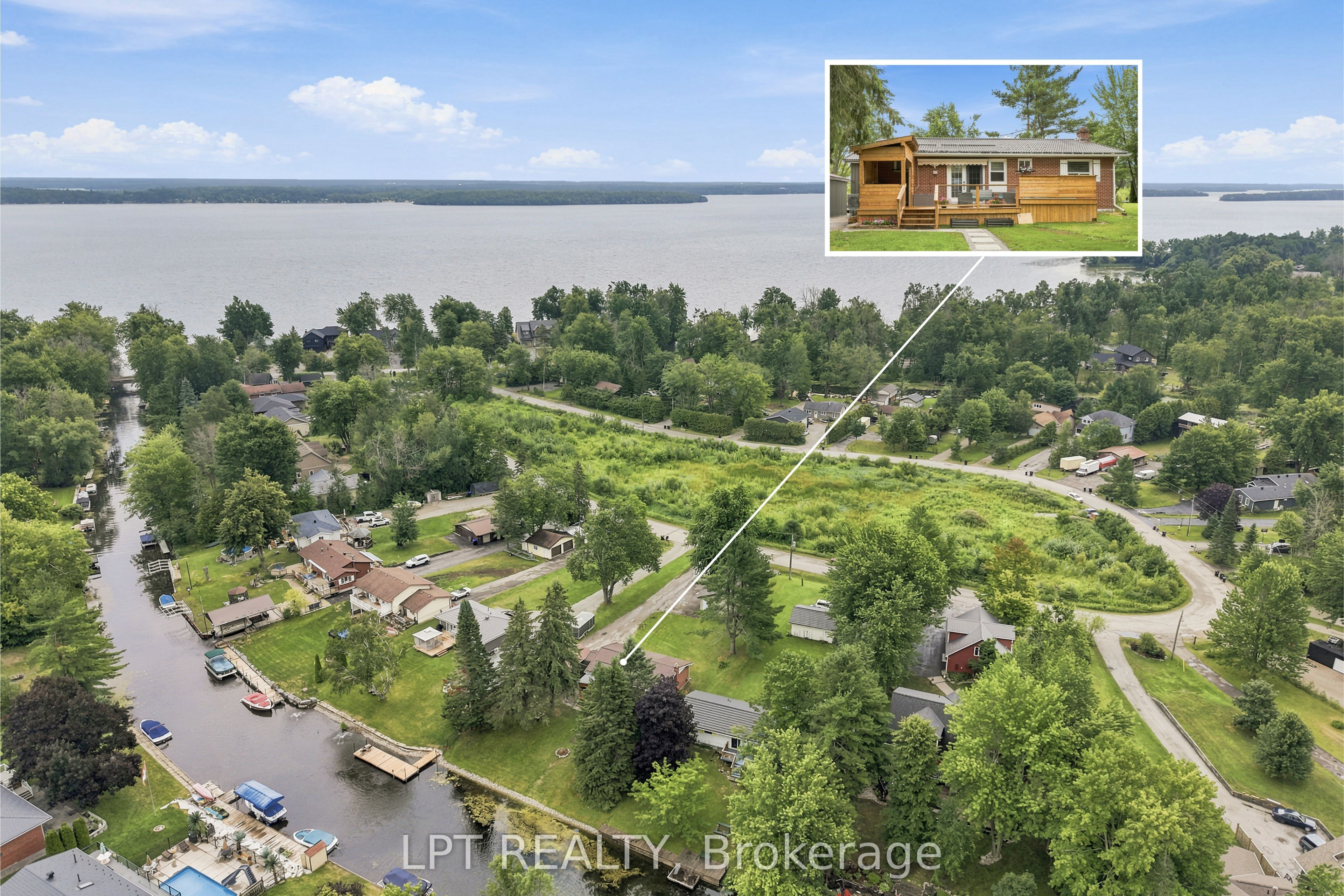 2628 Westshore Crescent Property Photo 1
