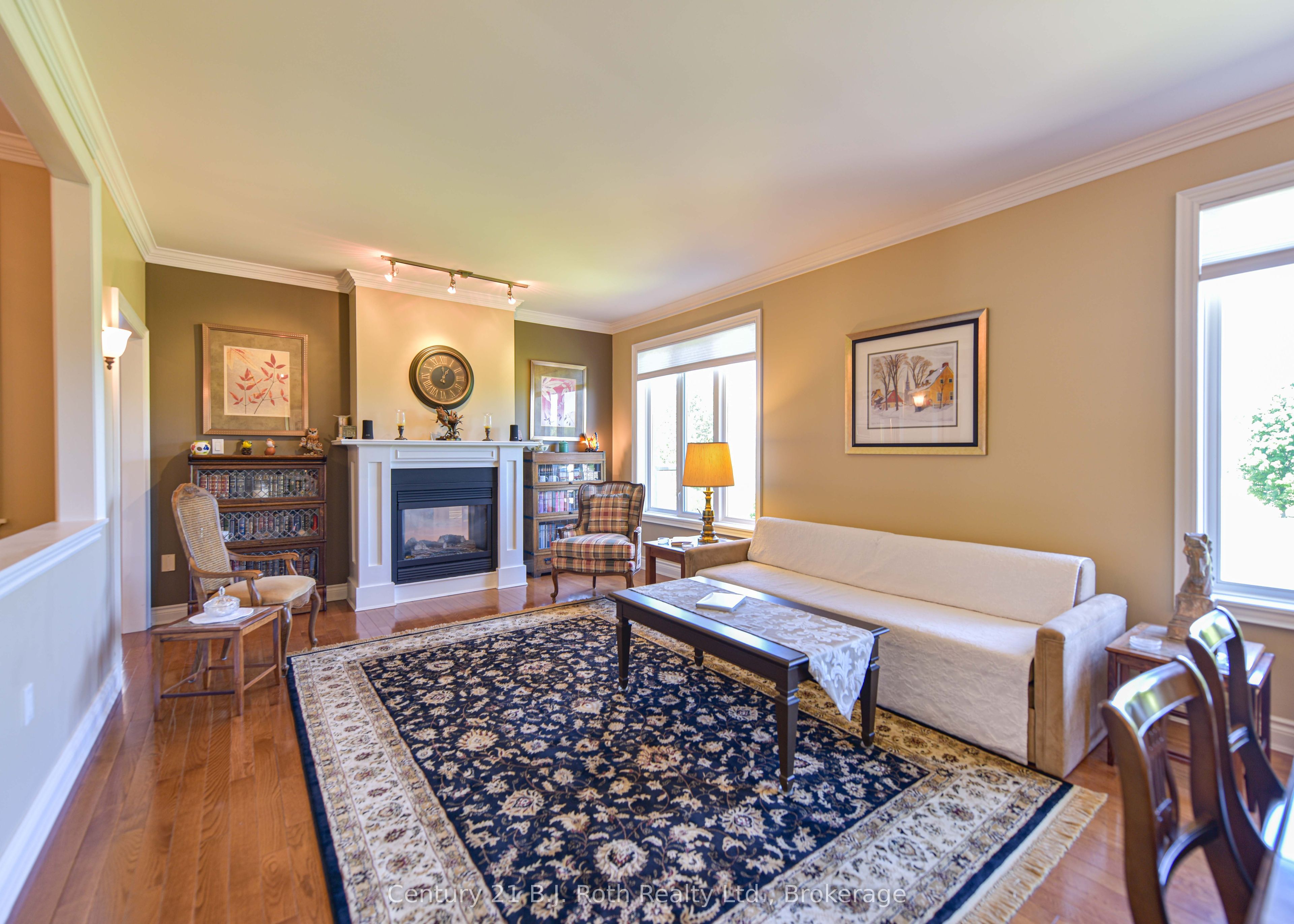 1273 Hawk Ridge Crescent Property Photo 17