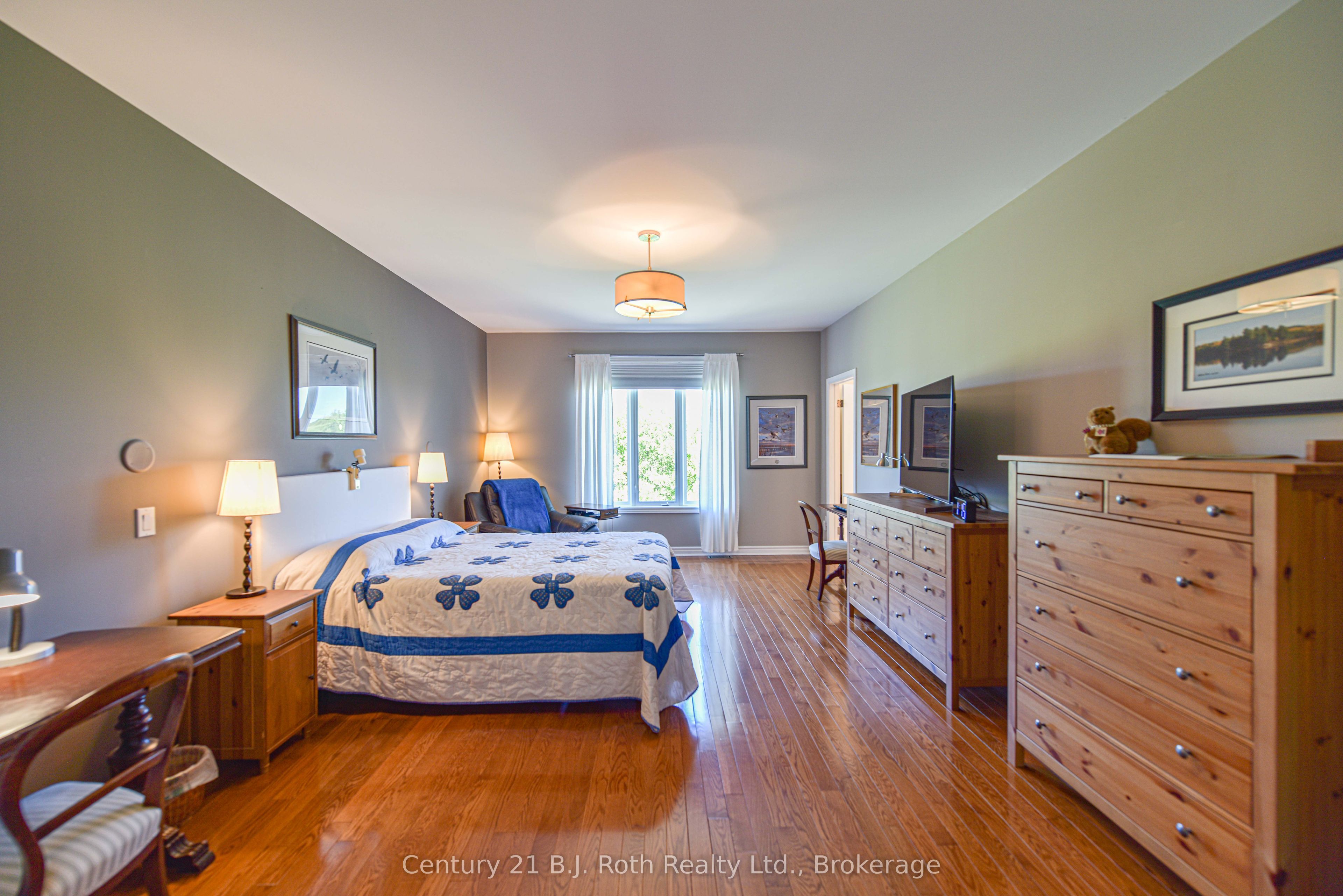 1273 Hawk Ridge Crescent Property Photo 21