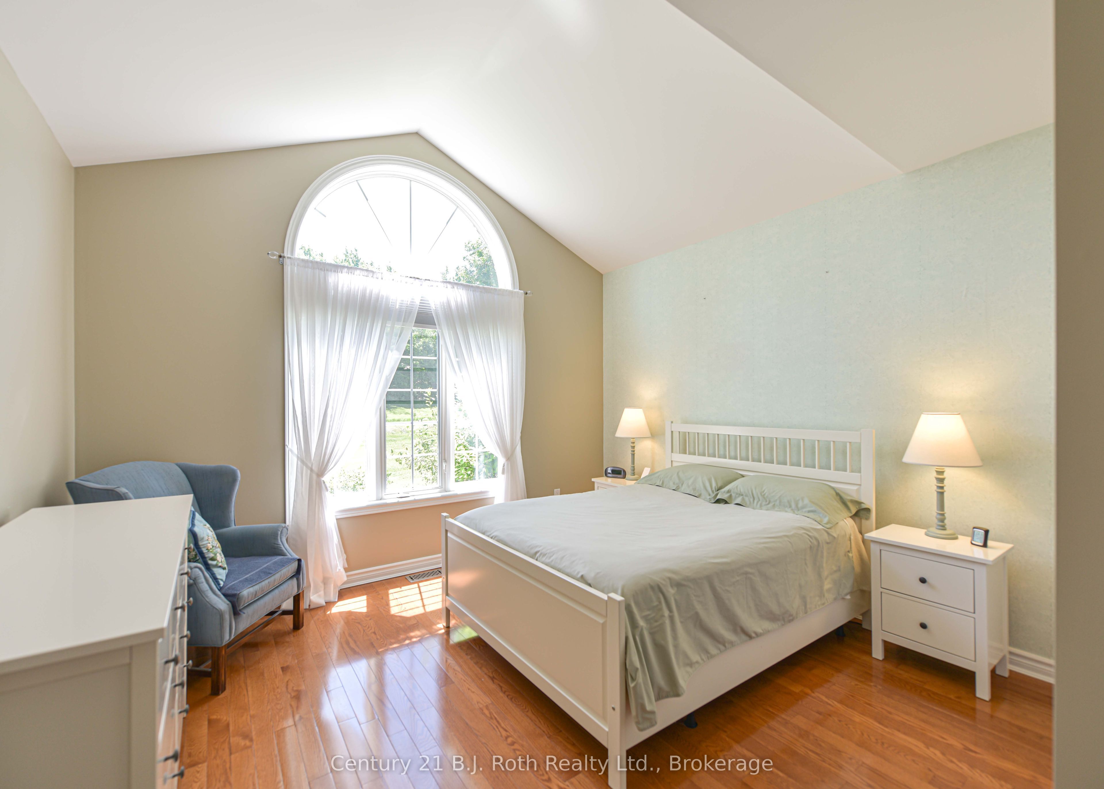 1273 Hawk Ridge Crescent Property Photo 26