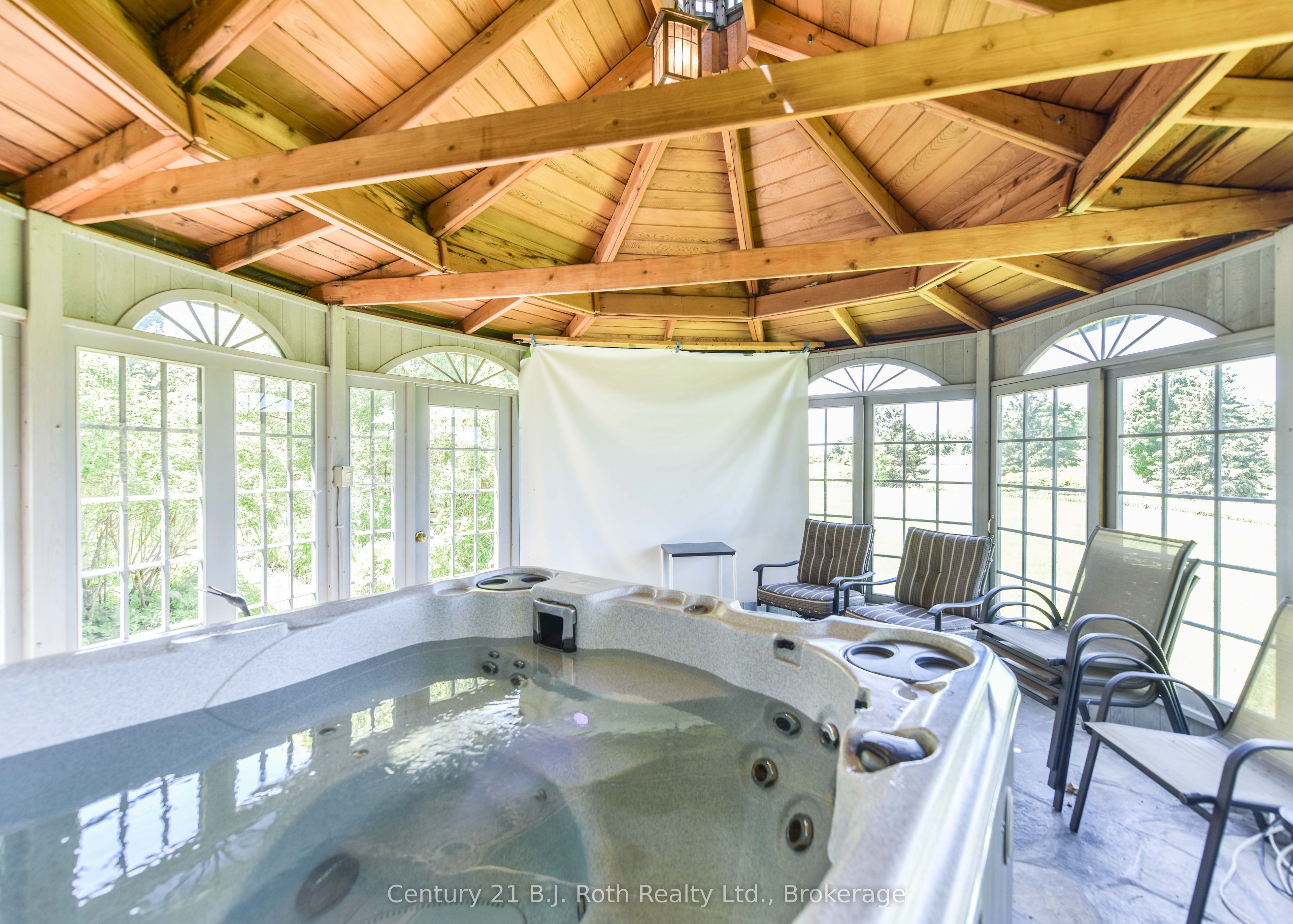 1273 Hawk Ridge Crescent Property Photo 42