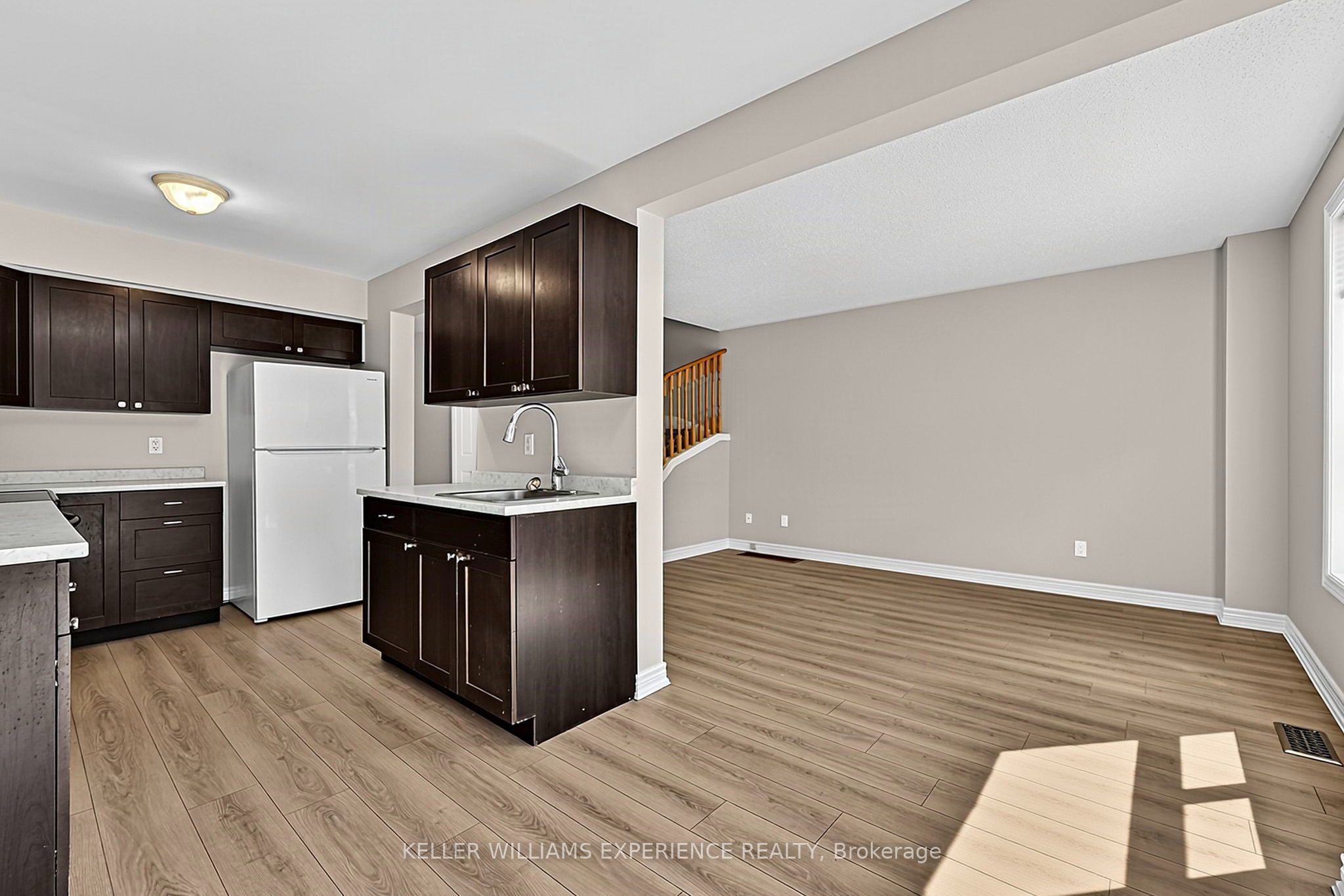 201 Stanley Street Property Photo 12