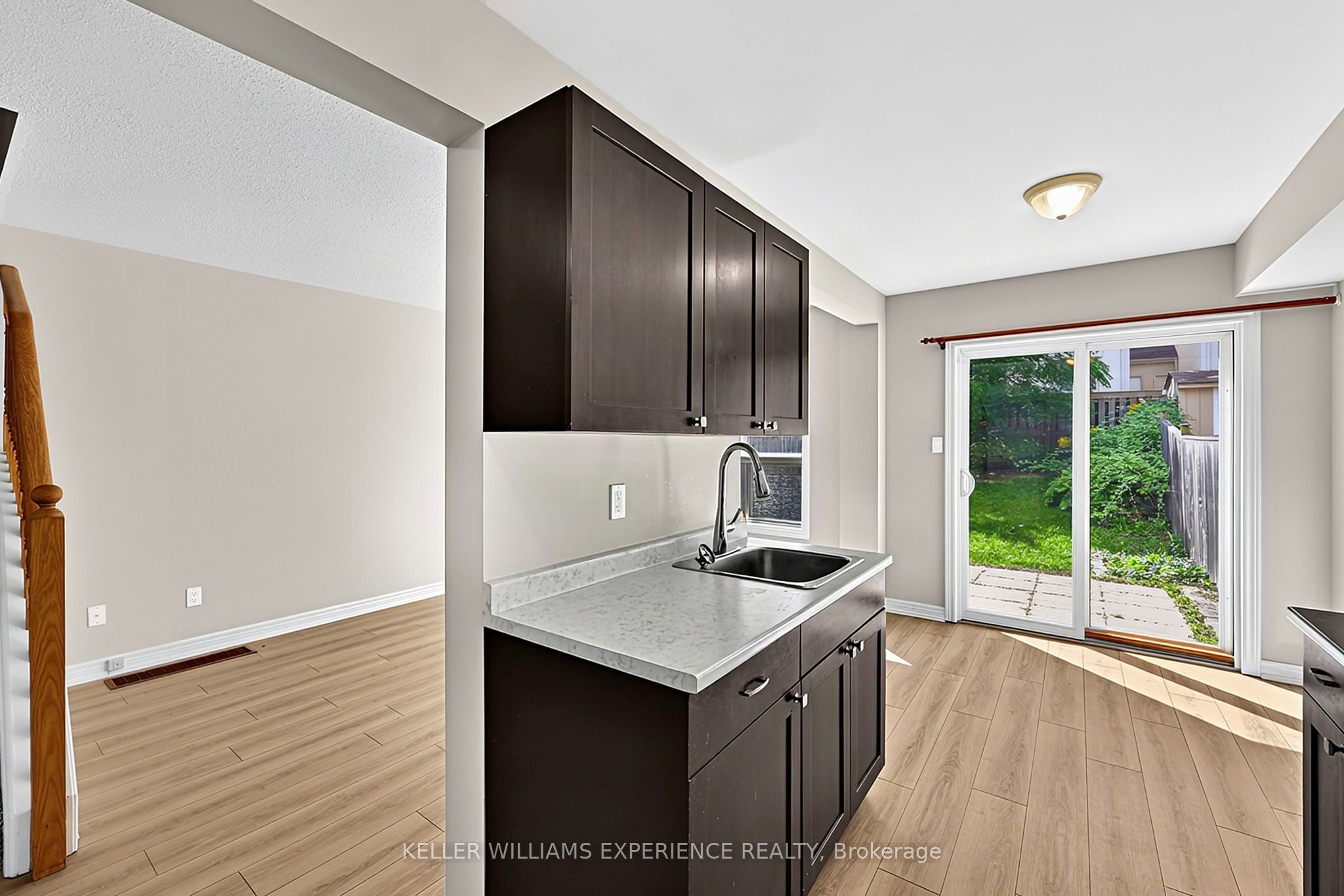 201 Stanley Street Property Photo 13