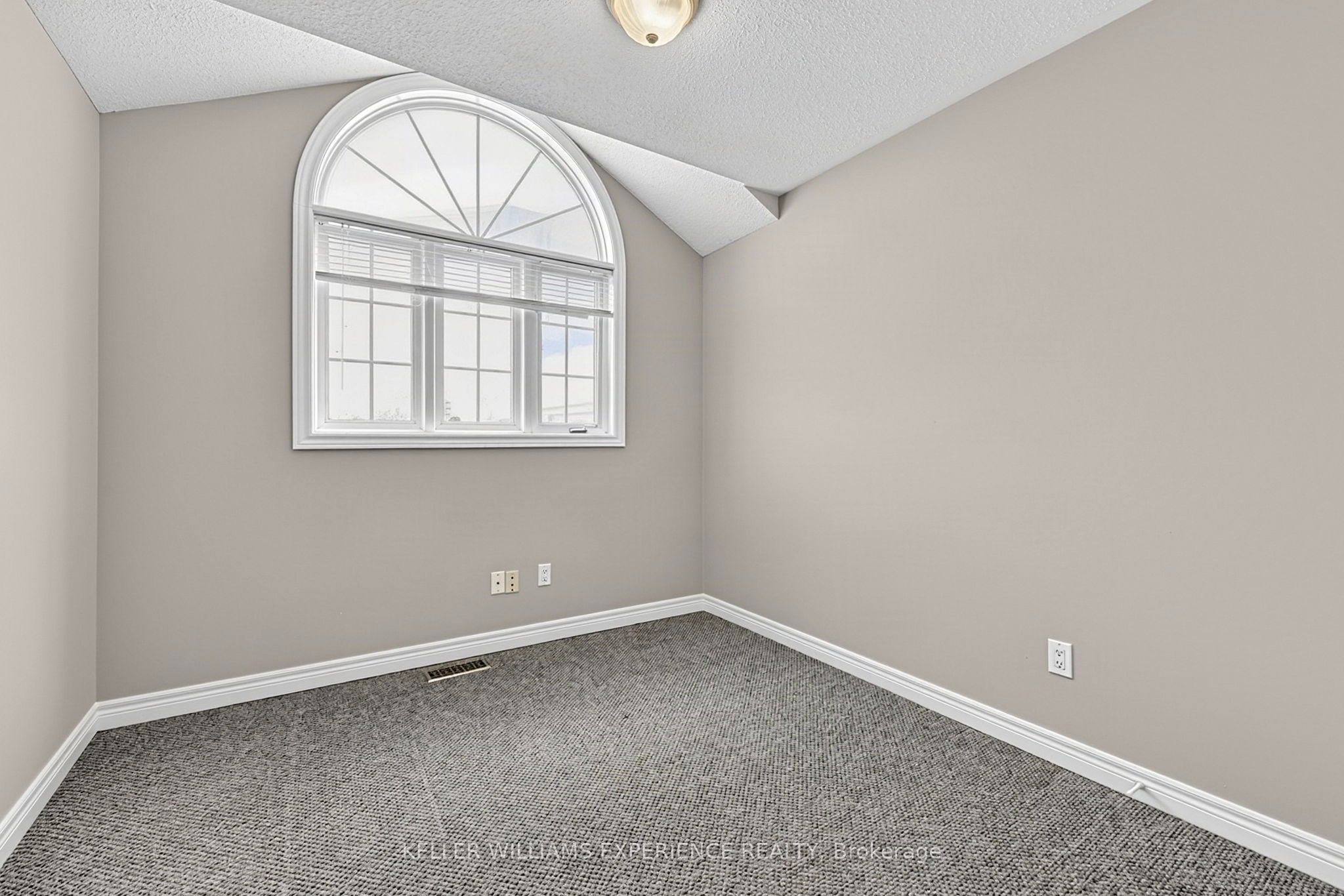 201 Stanley Street Property Photo 25
