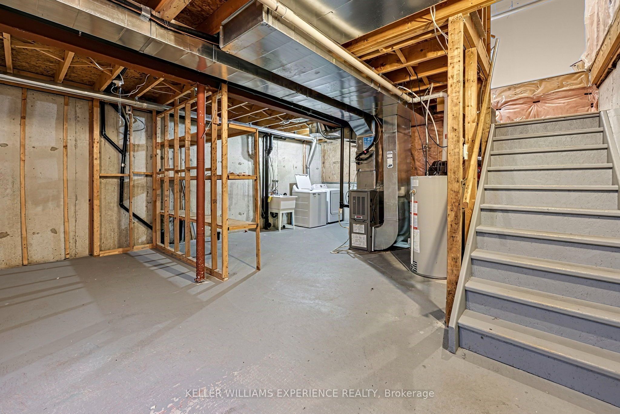 201 Stanley Street Property Photo 32