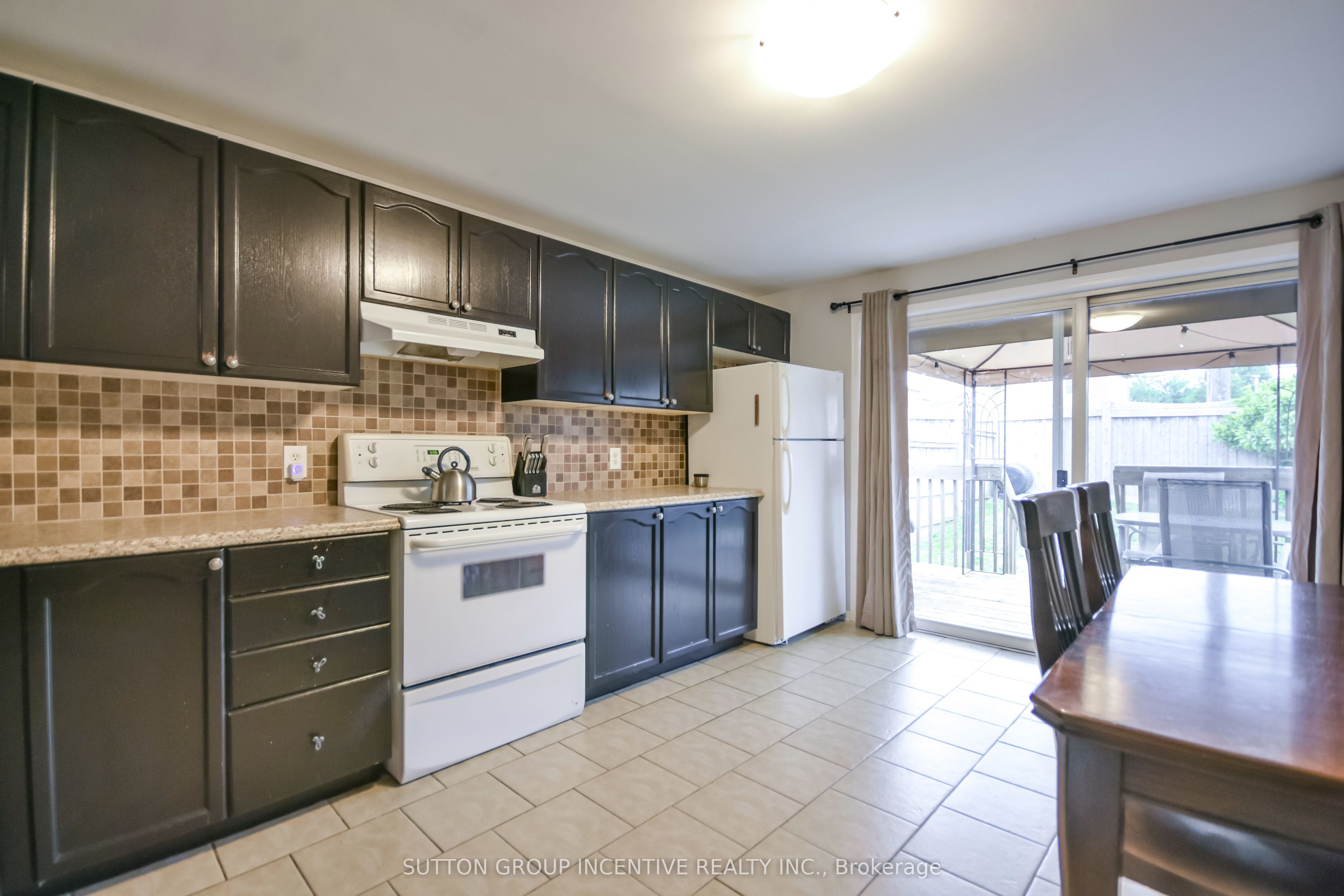 22 Peregrine Road Property Photo 6