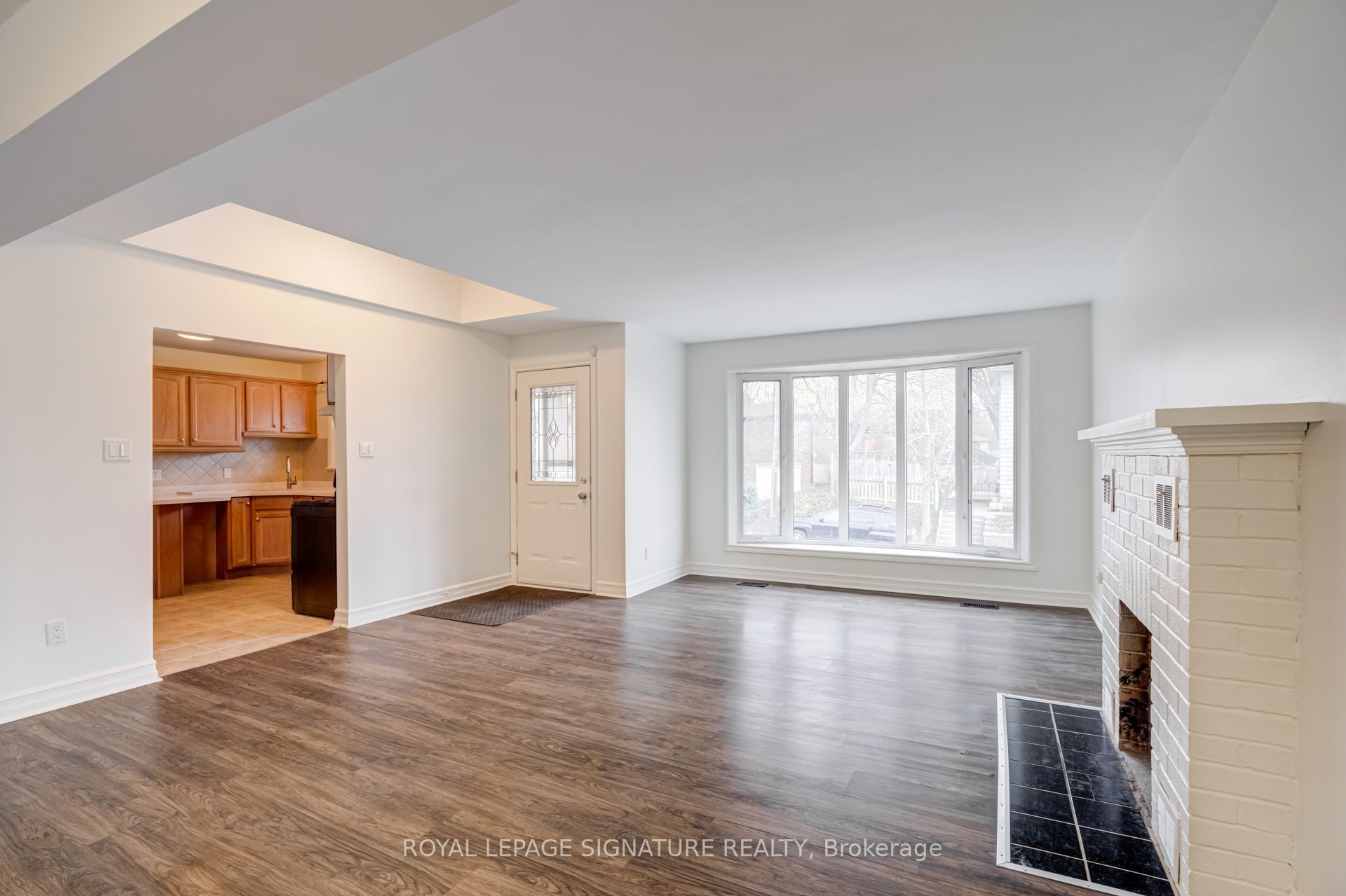 22 Drury Lane Main Property Photo 6