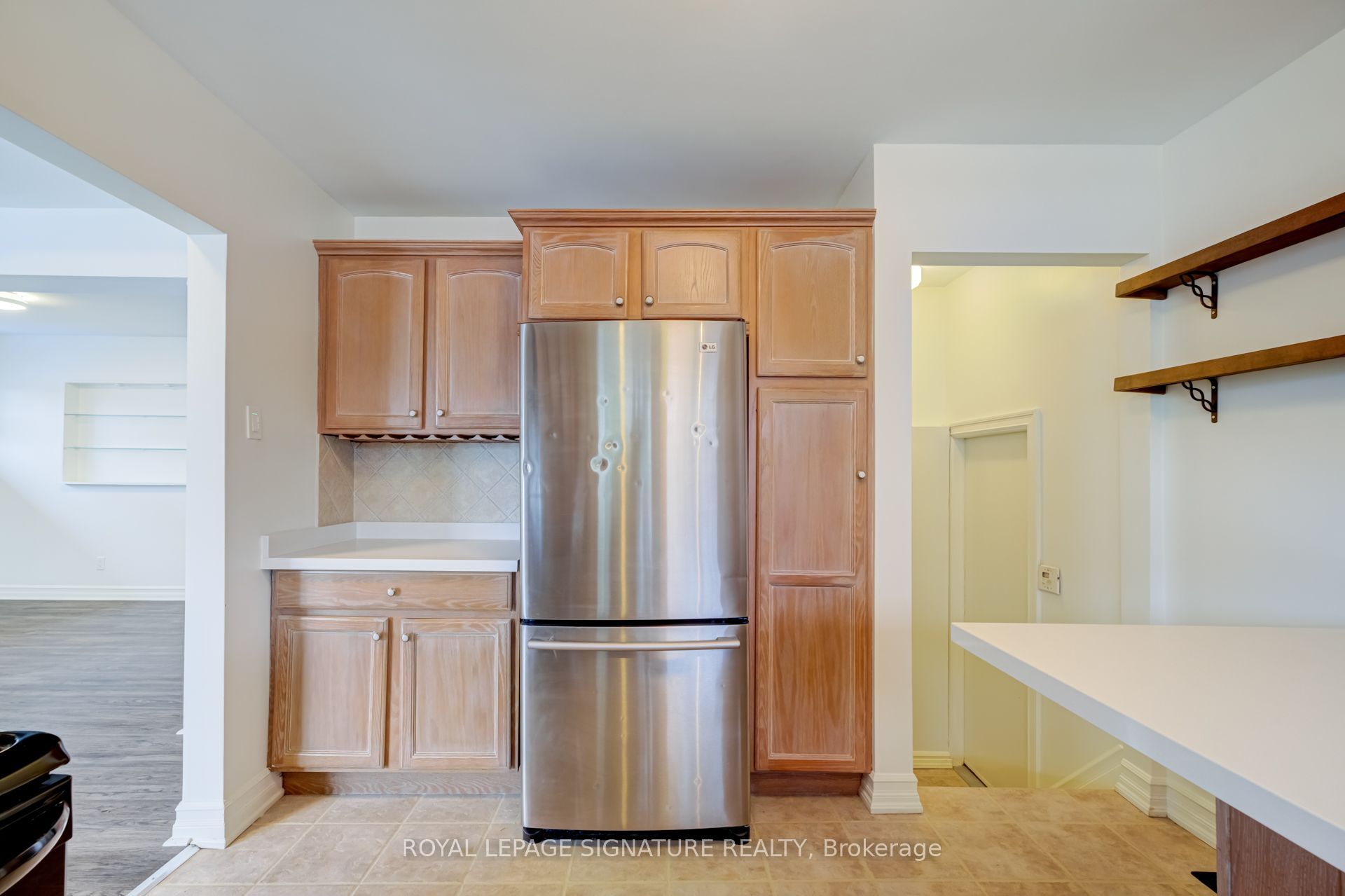22 Drury Lane Main Property Photo 11