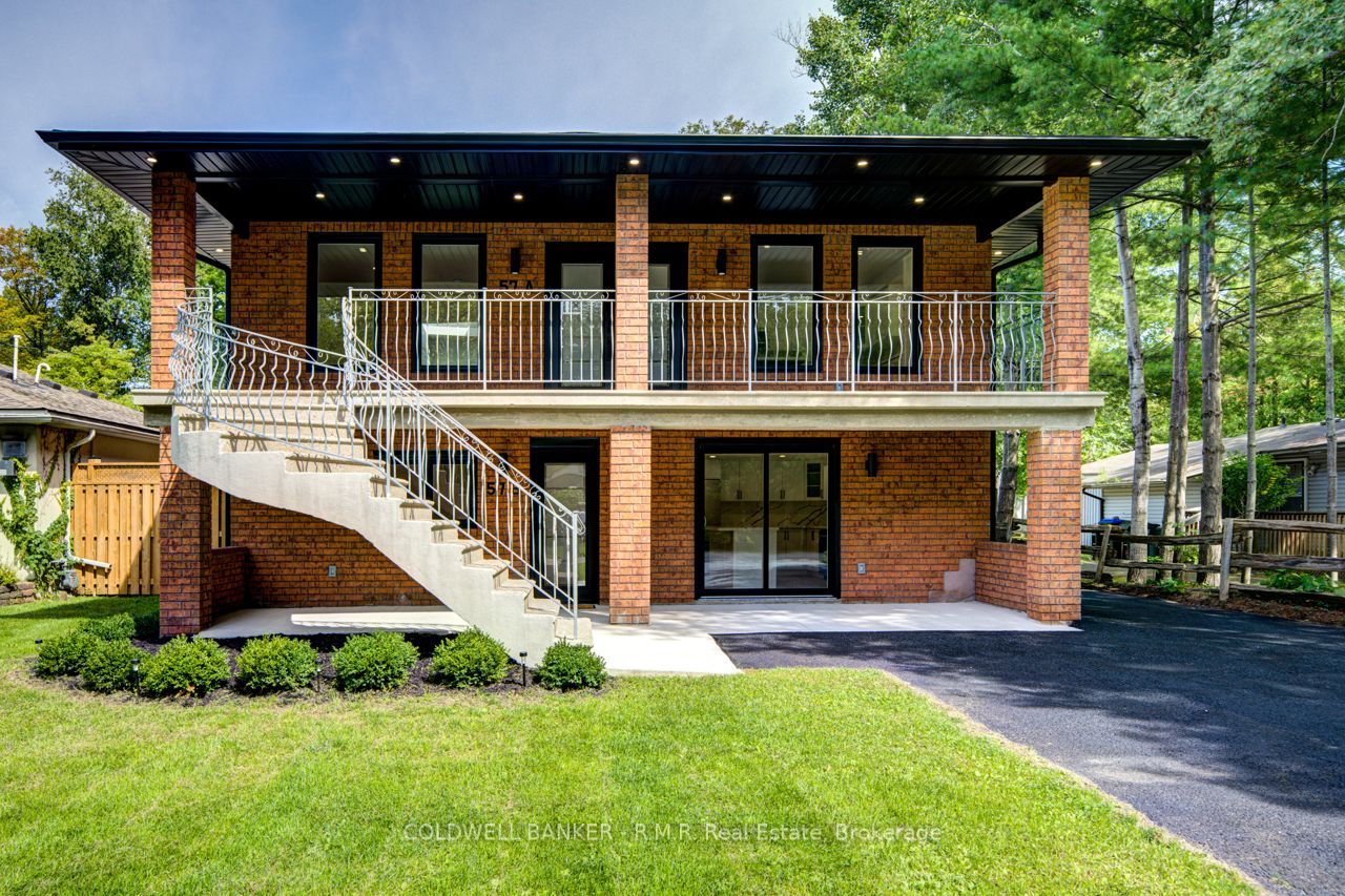 57 38th Street N Property Photo 2