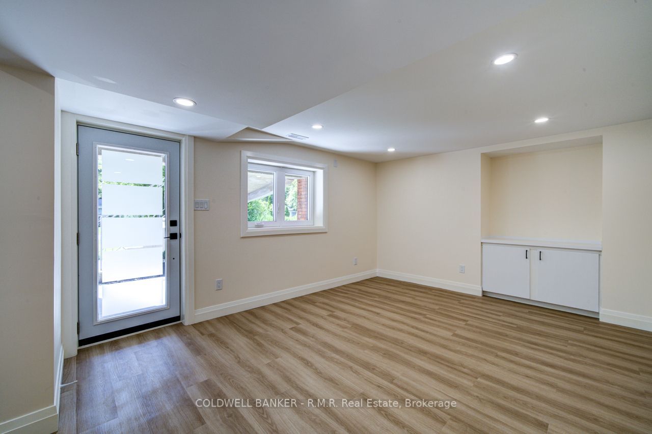 57 38th Street N Property Photo 4